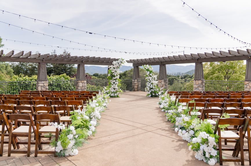 Stunning Sonoma Wedding at Porsha & Paul s Stonetree Estate