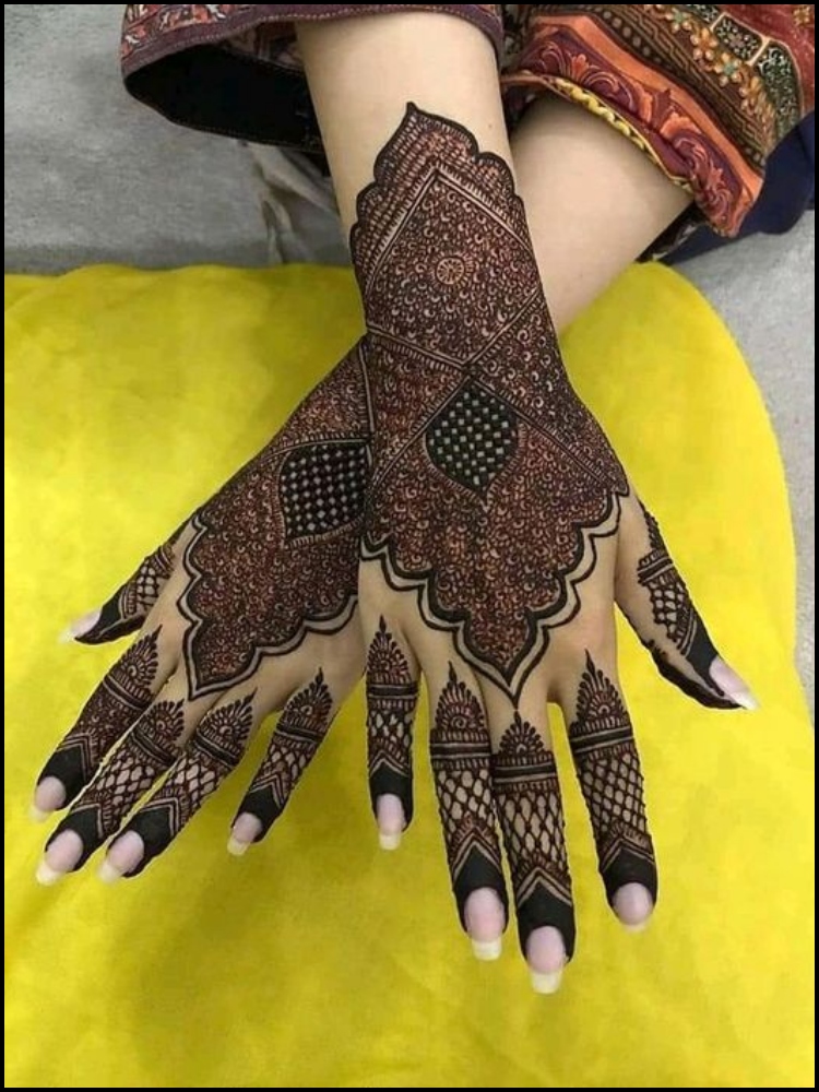 Elegant Arabic Mehndi Designs for Weddings & Celebrations