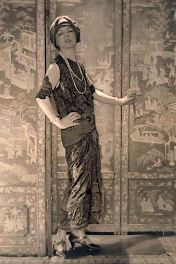 Pioneering Women in Jewelry Design: Inspiring the Industry