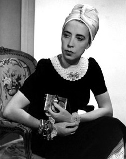 Pioneering Women in Jewelry Design: Inspiring the Industry
