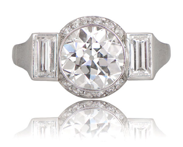 Art Deco Engagement Rings: A Guide to Vintage Elegance