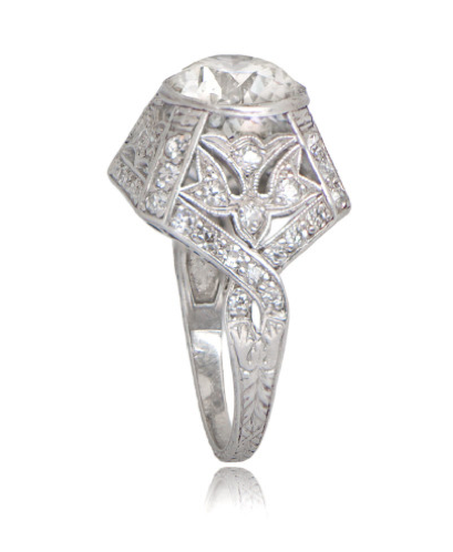 Art Deco Engagement Rings: A Guide to Vintage Elegance