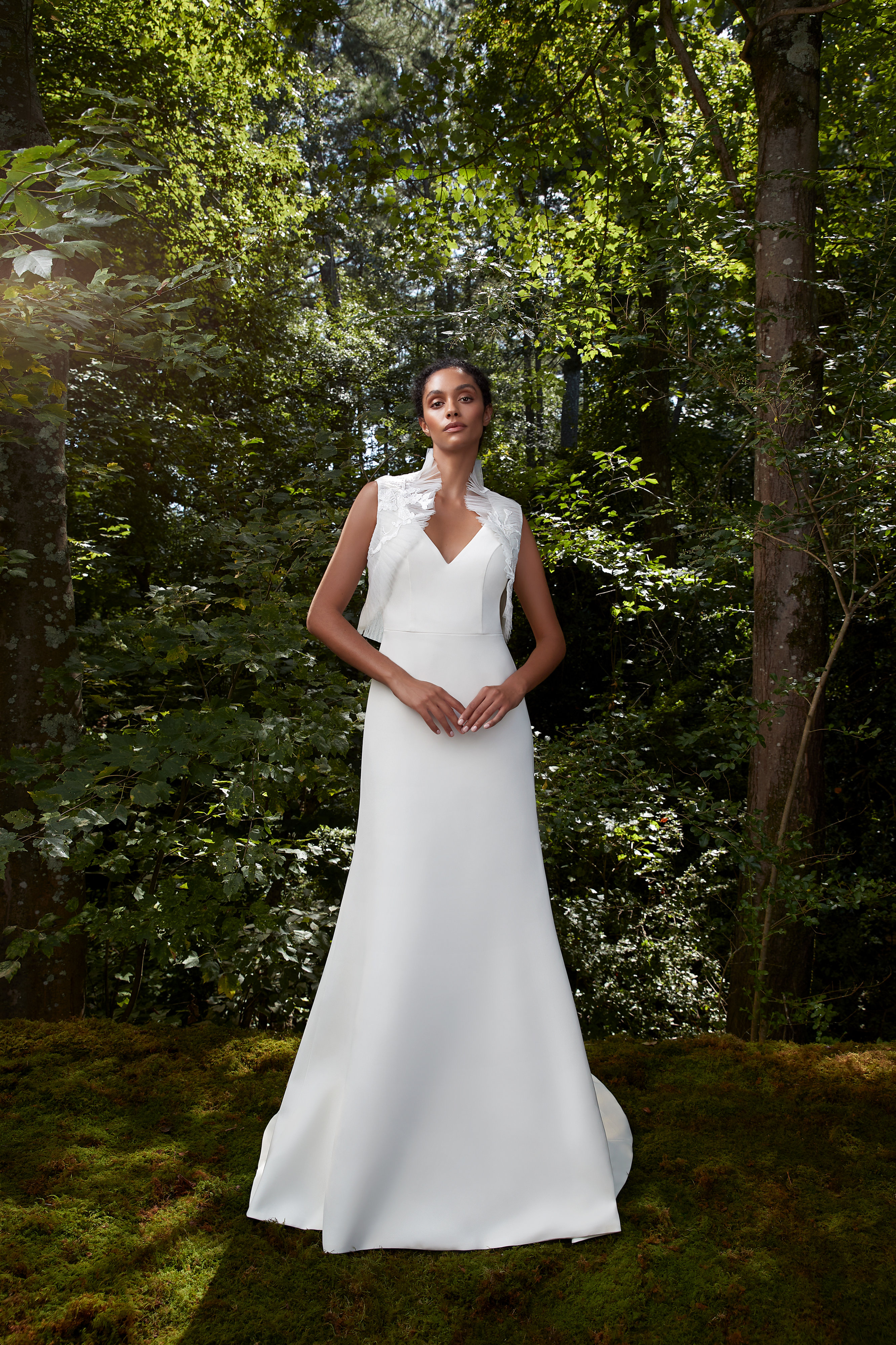 Fall 2021 Bridal Fashion Week: 20 Stunning Wedding Dresses