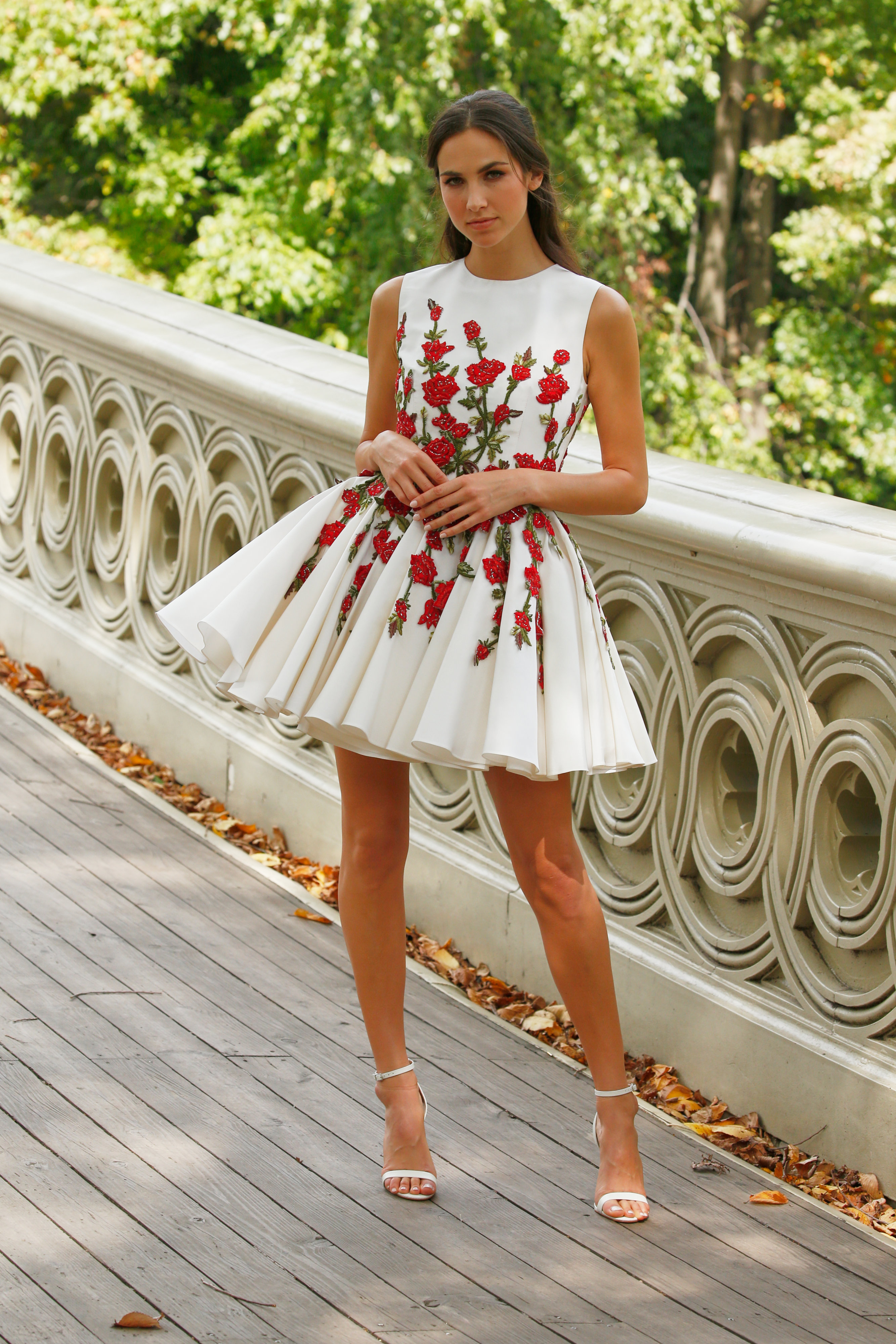 Fall 2021 Bridal Fashion Week: 20 Stunning Wedding Dresses