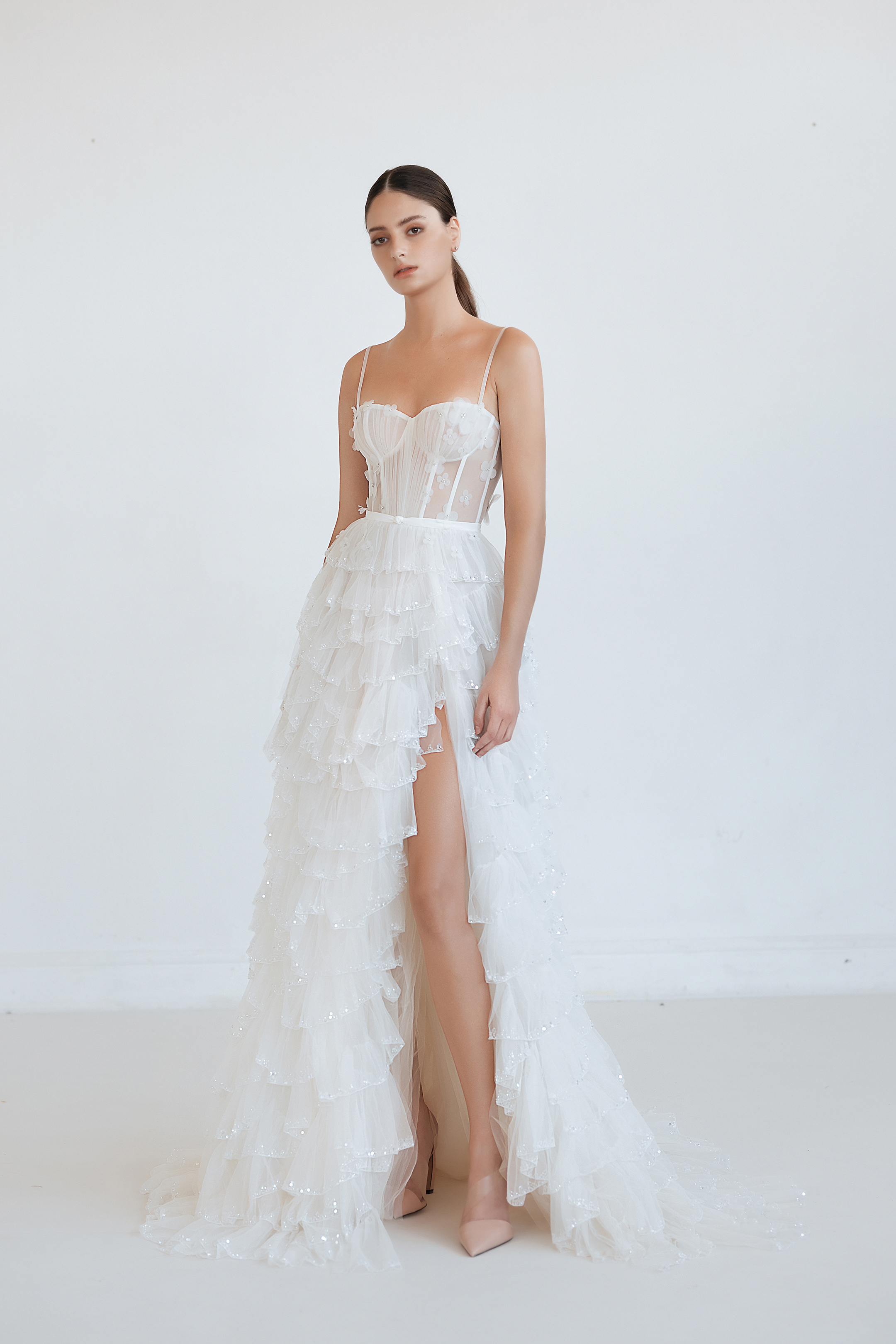 Fall 2021 Bridal Fashion Week: 20 Stunning Wedding Dresses