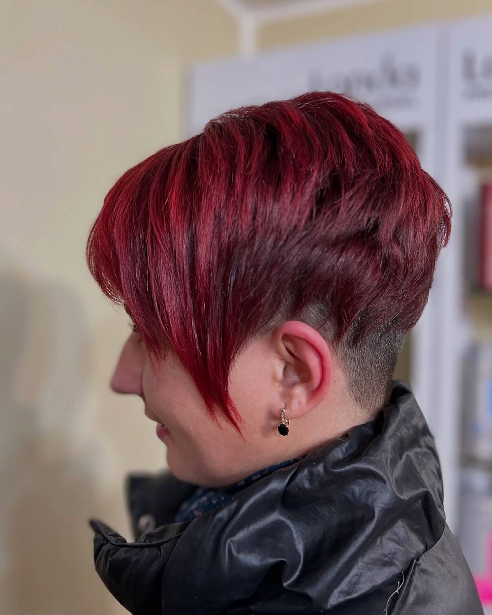 Short Haircuts: 25 Stylish & Flattering Short Hairstyles for Every Face