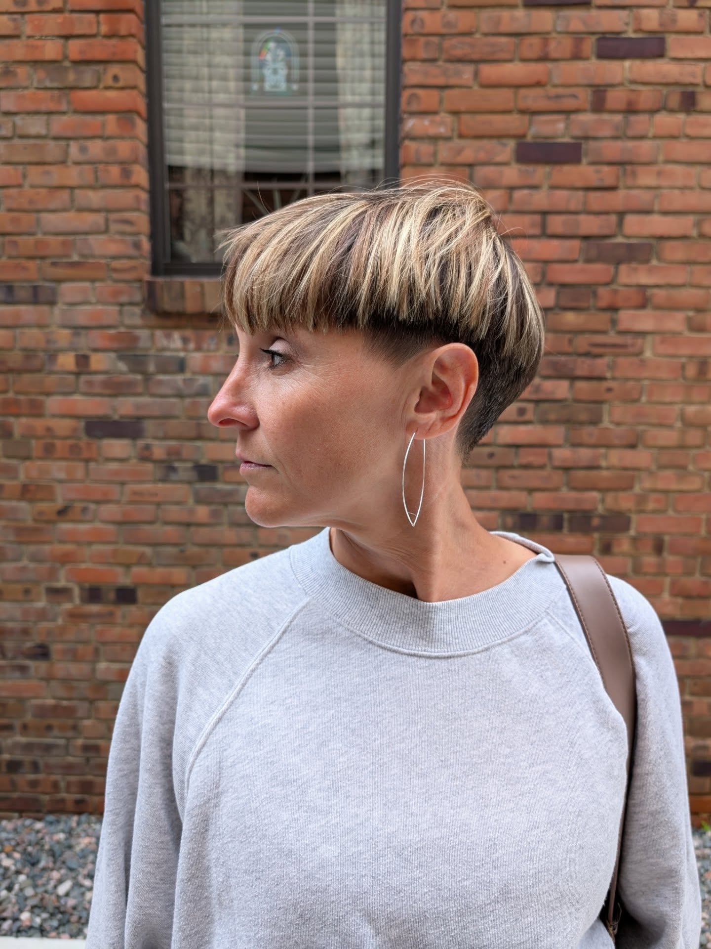 Short Haircuts: 25 Stylish & Flattering Short Hairstyles for Every Face