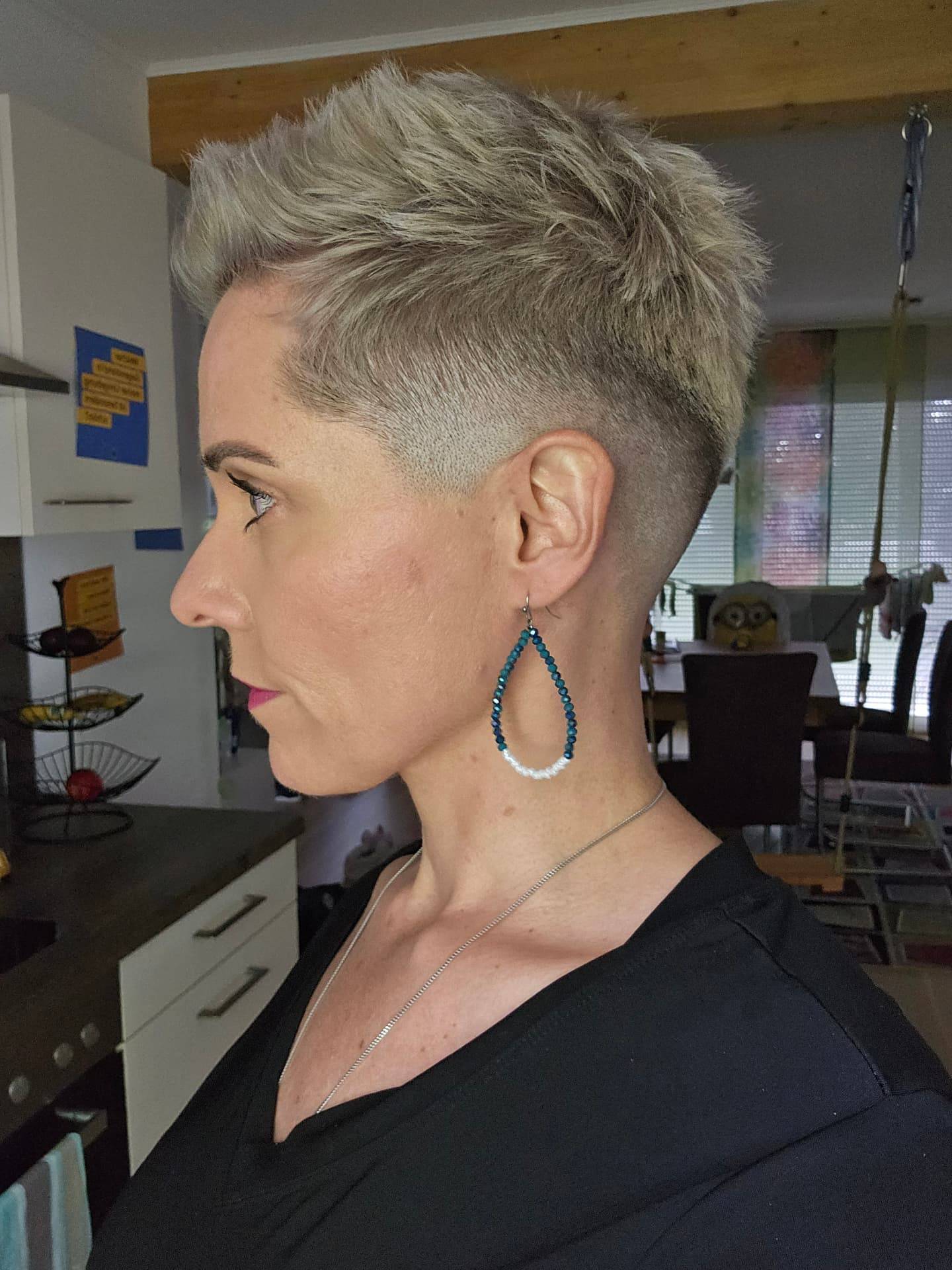 Short Haircuts: 25 Stylish & Flattering Short Hairstyles for Every Face