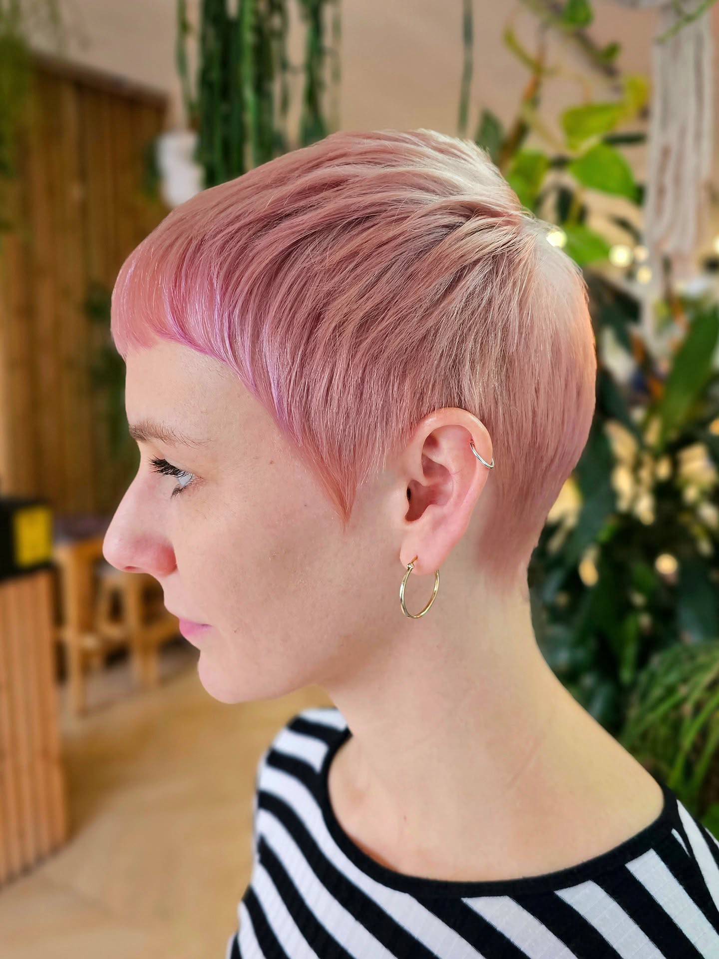 Audrey Hepburn Pixie Cuts: Styles & Trends for 2026