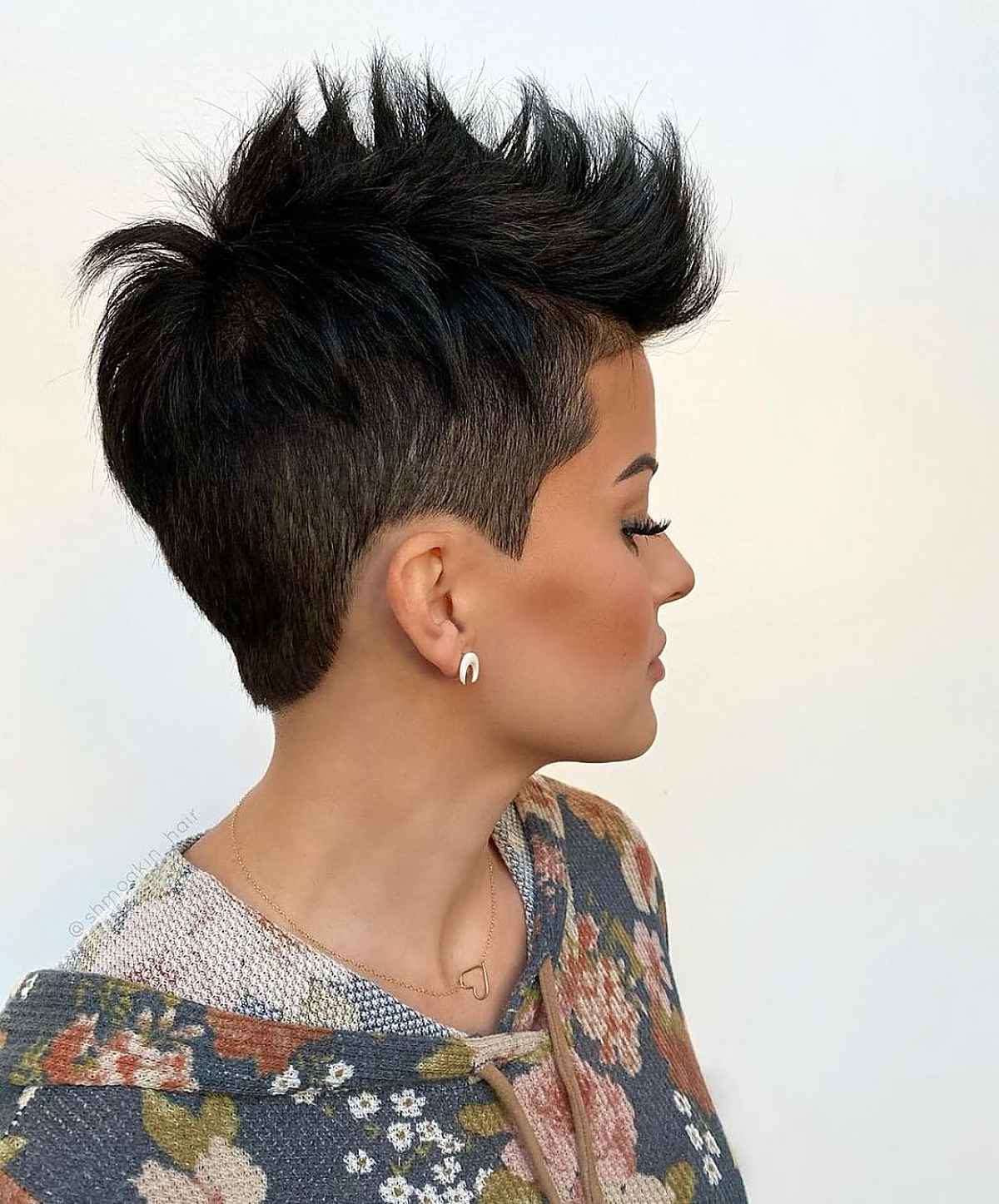 Spiky Pixie Cuts: Bold & Cute Hairstyles for Every Woman