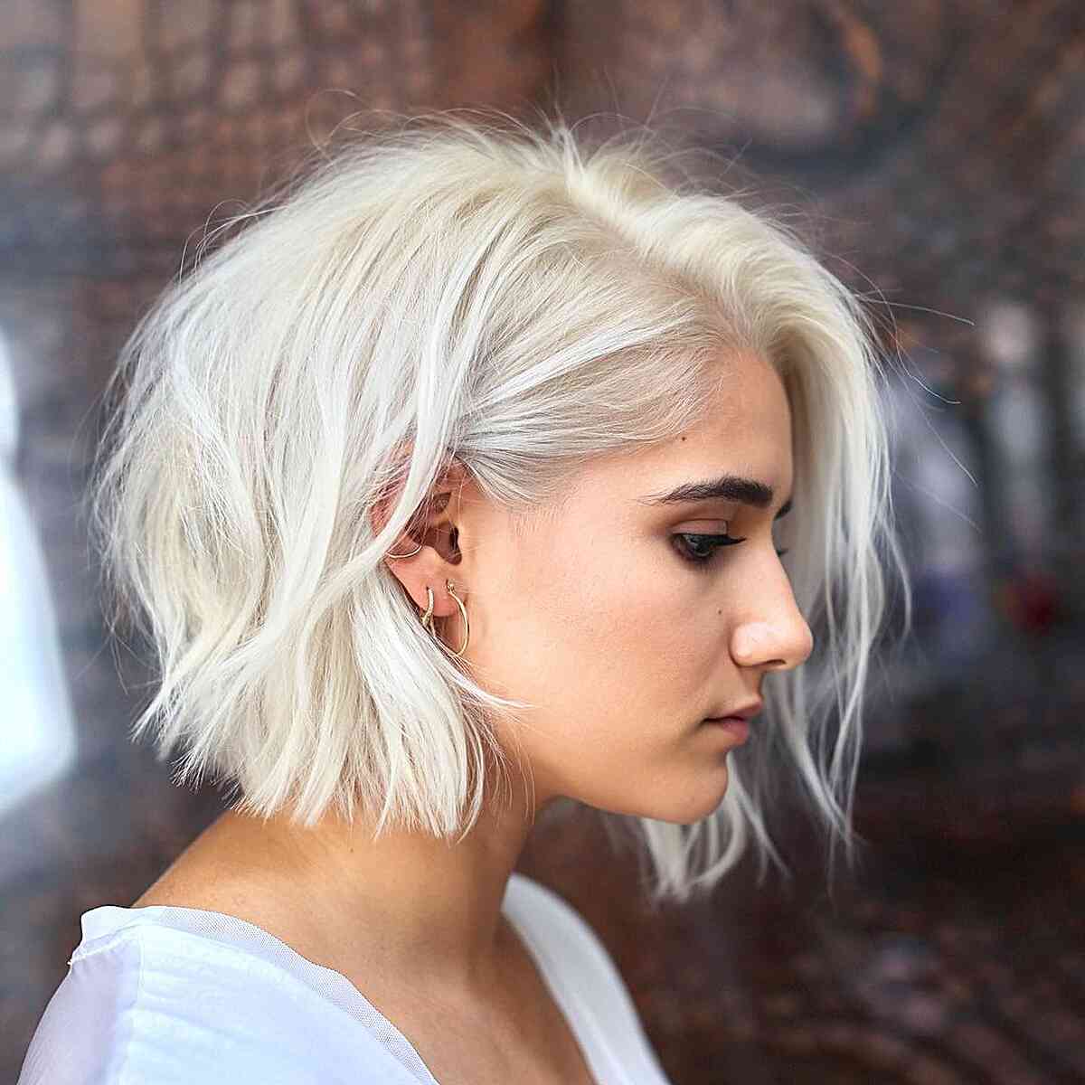 Best Short Haircuts for Thick Wavy Hair: Easy Styles & Volume