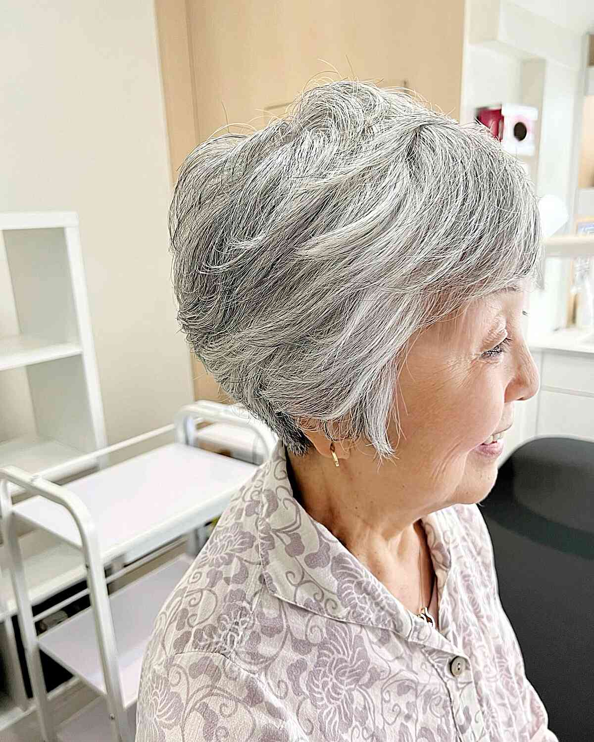 Best Short Hairstyles for Women Over 60 with Grey Hair | Expert Advice