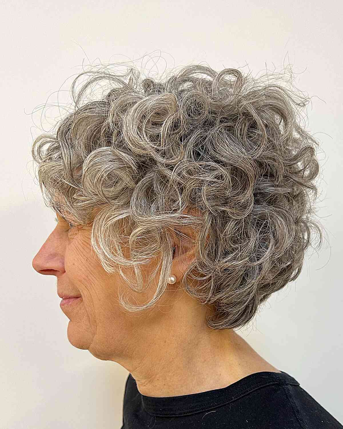 Best Short Hairstyles for Women Over 60 with Grey Hair | Expert Advice