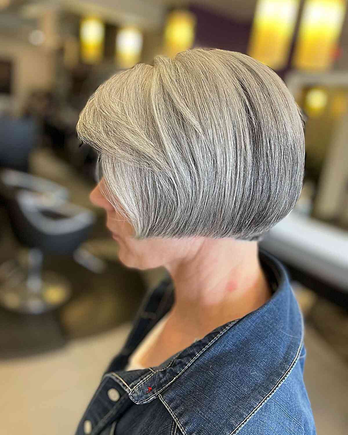 Best Jaw-Length Haircuts for Women Over 60: Styles & Tips