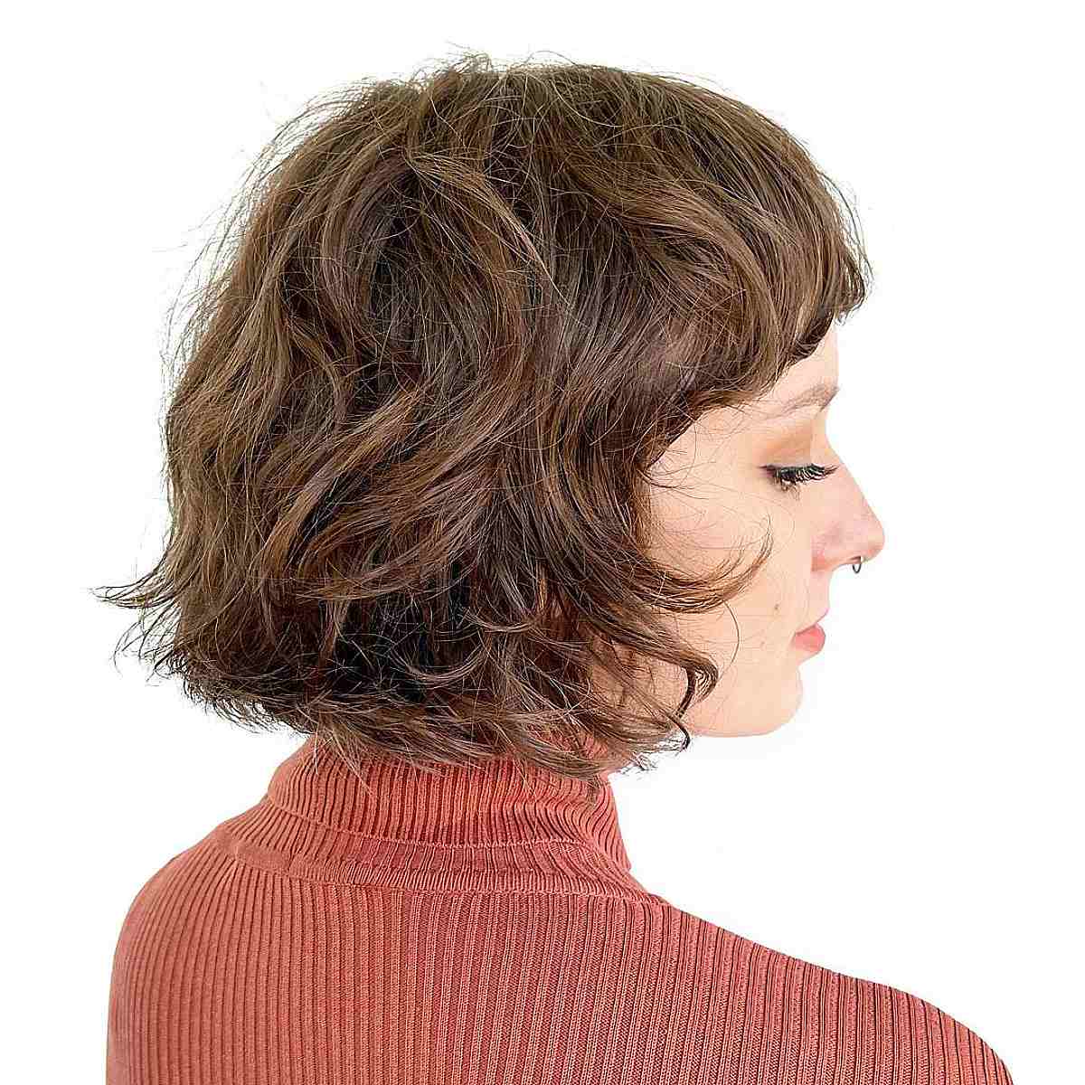 Chin-Length Wavy Bob: Styles, Tips & Tricks | [Salon Name/Your Brand]