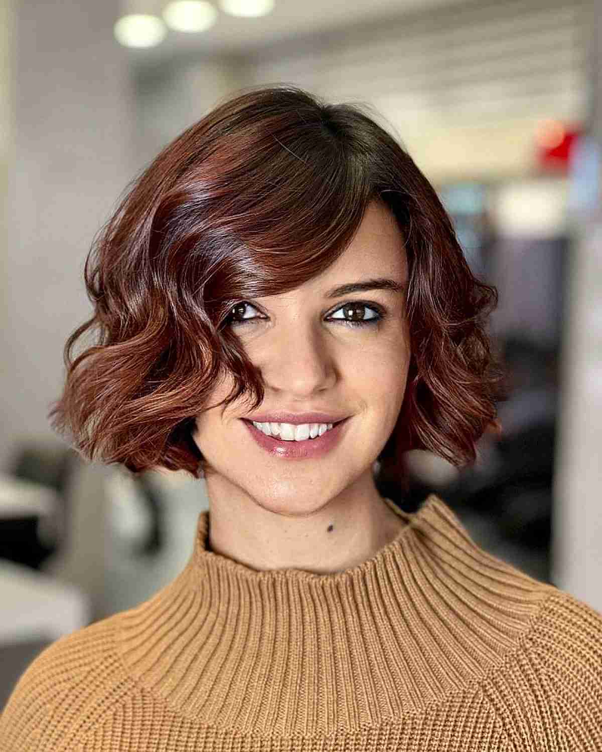 Jaw-Length Bob Haircuts: Styles & Styling Tips for a Chic Crop