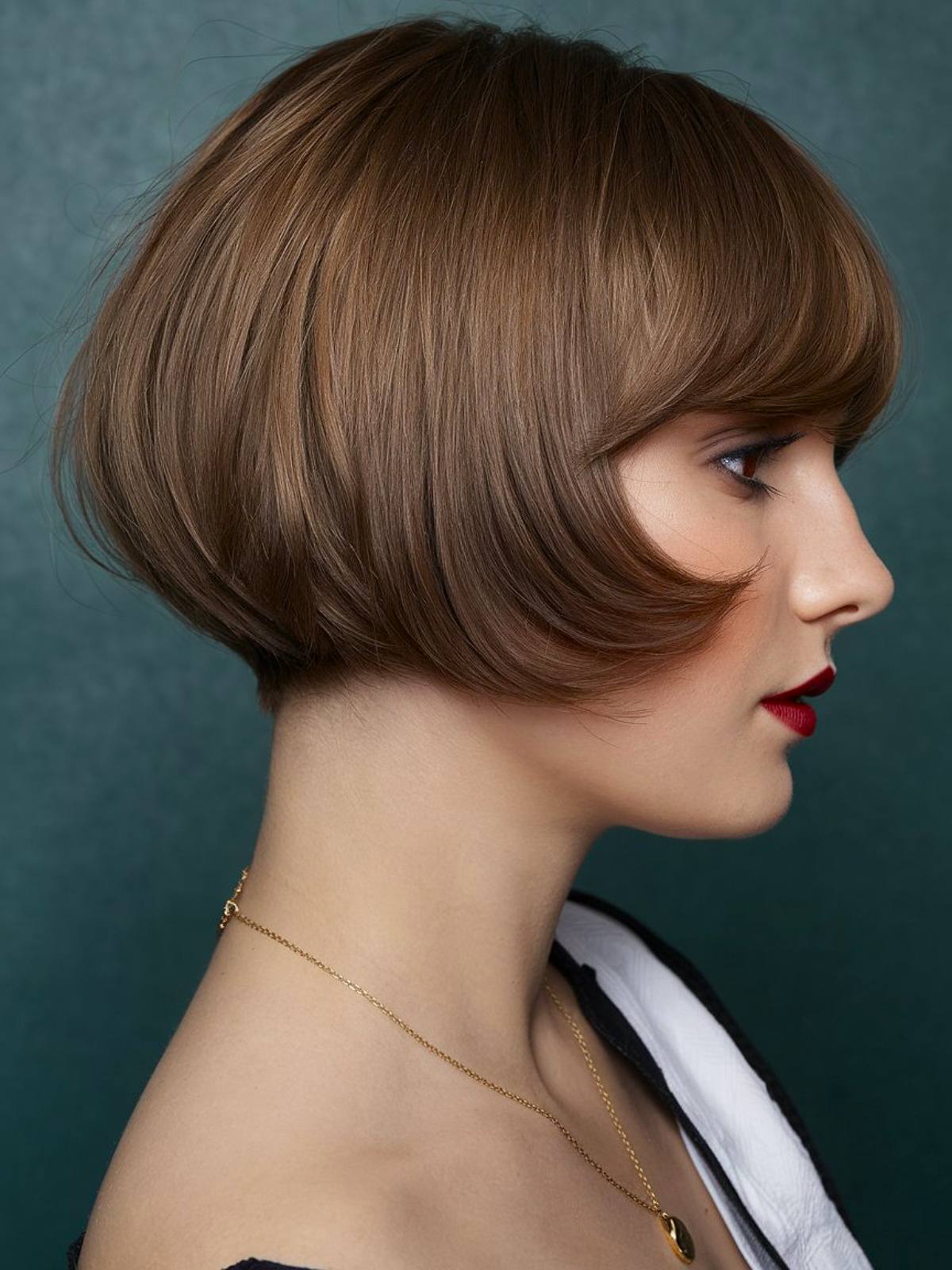 French Bob Haircuts: 2026 Trends & Styling Tips