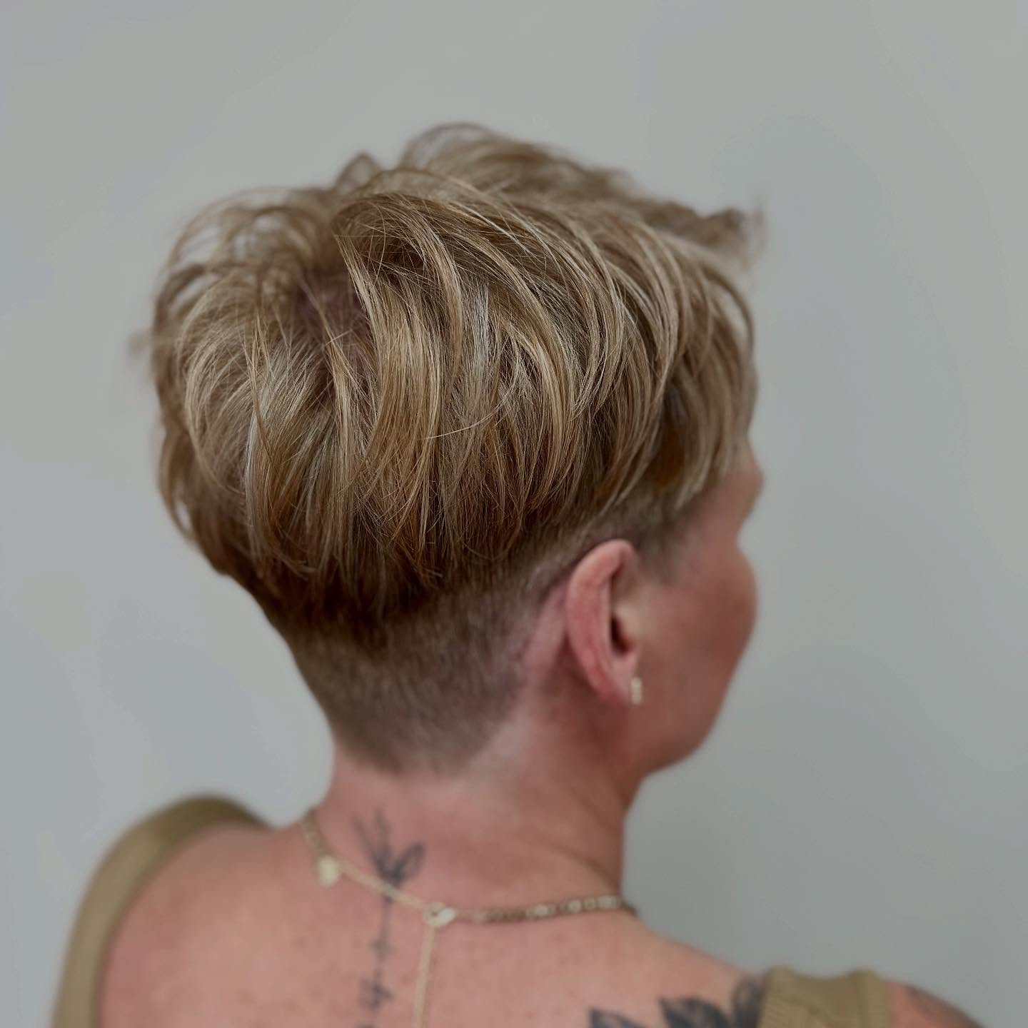 Best Textured Pixie Cuts for Women Over 50: Stylish & Easy Styles