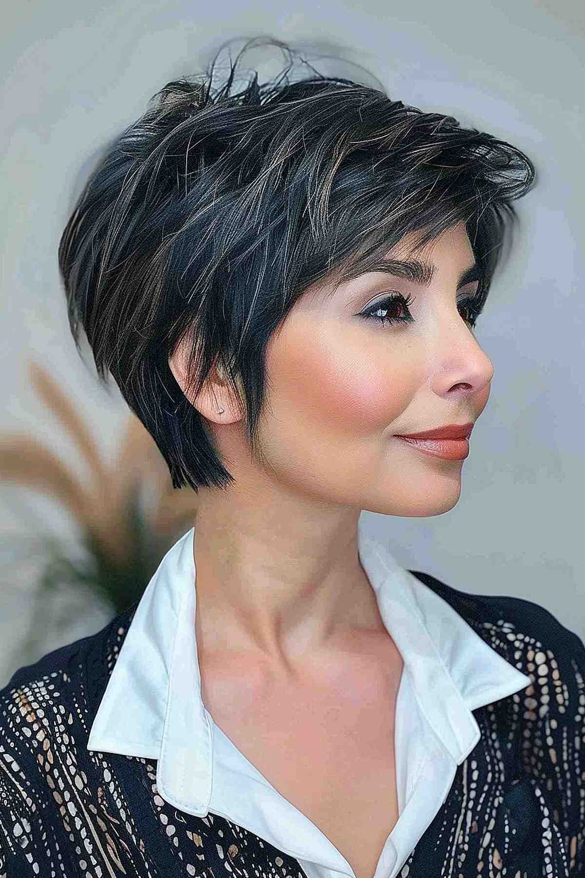 Layered Long Pixie Cuts: Styles & Styling Tips | [Your Brand Name]