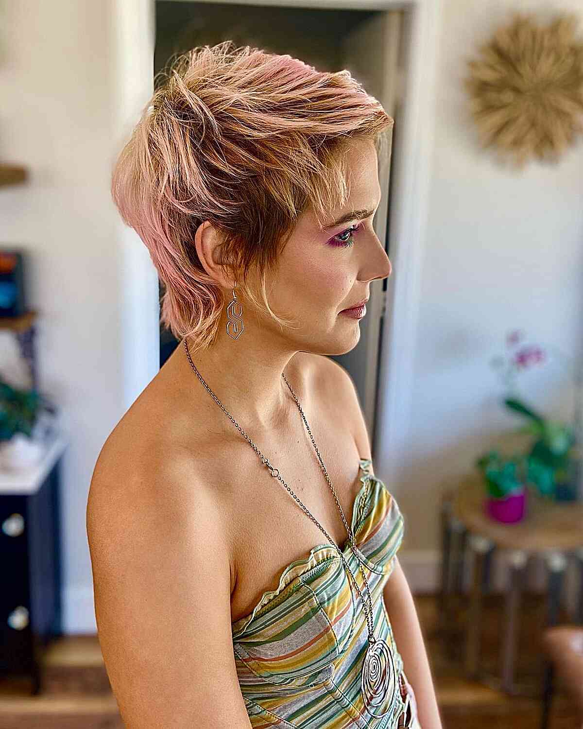 Layered Long Pixie Cuts: Styles & Styling Tips | [Your Brand Name]