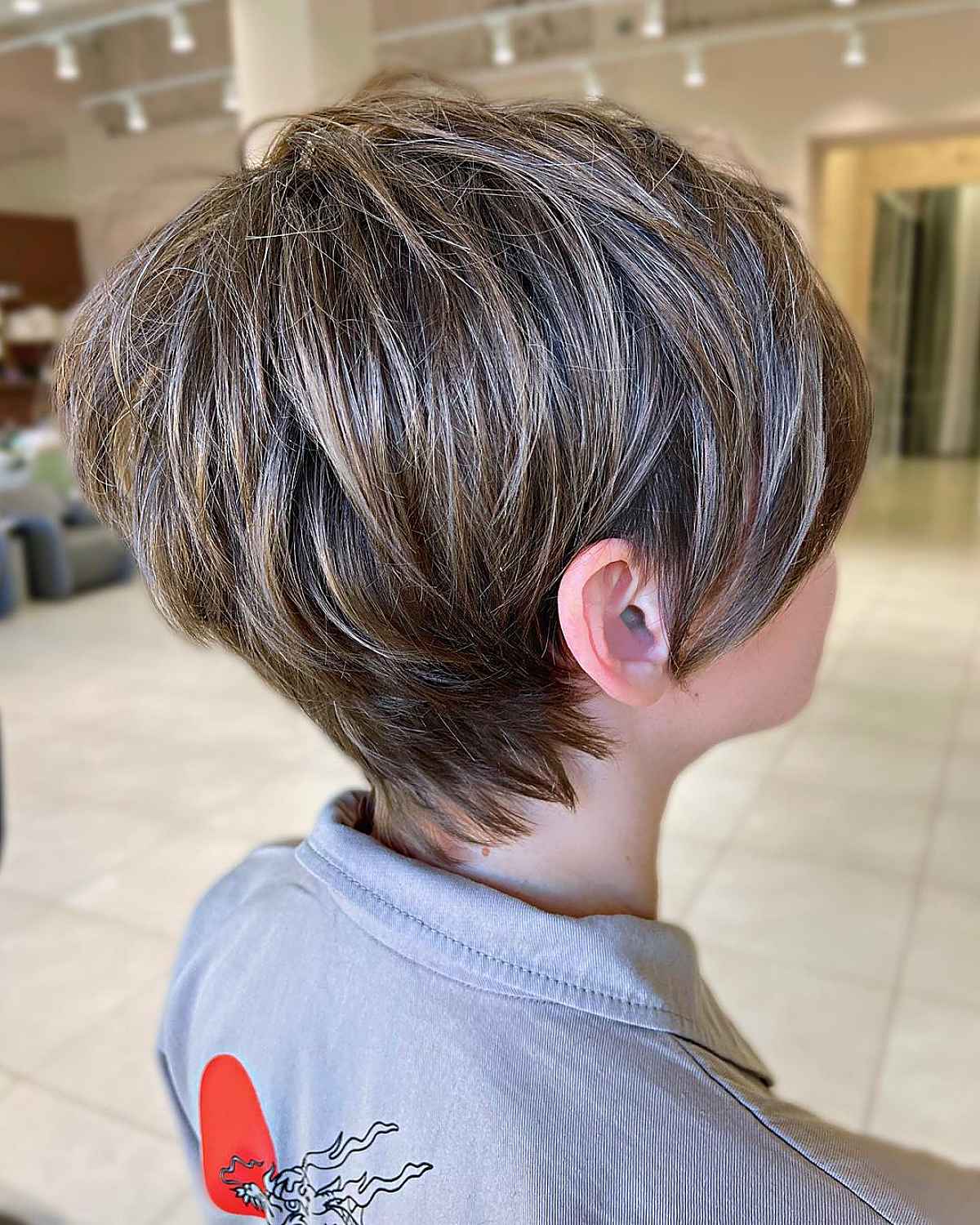 Layered Long Pixie Cuts: Styles & Styling Tips | [Your Brand Name]