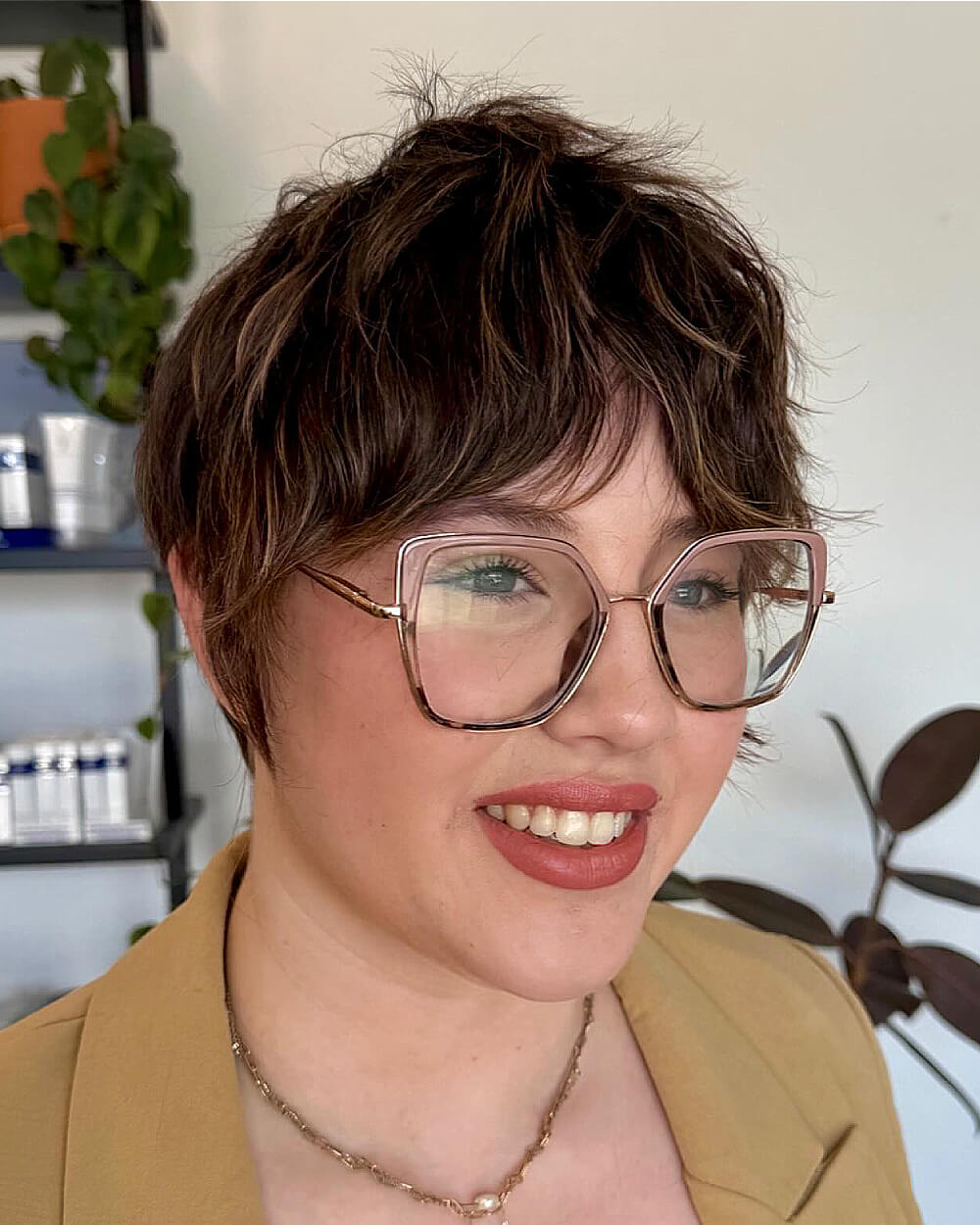 25 Trending 90s Pixie Cuts: Styles for Every Face Shape