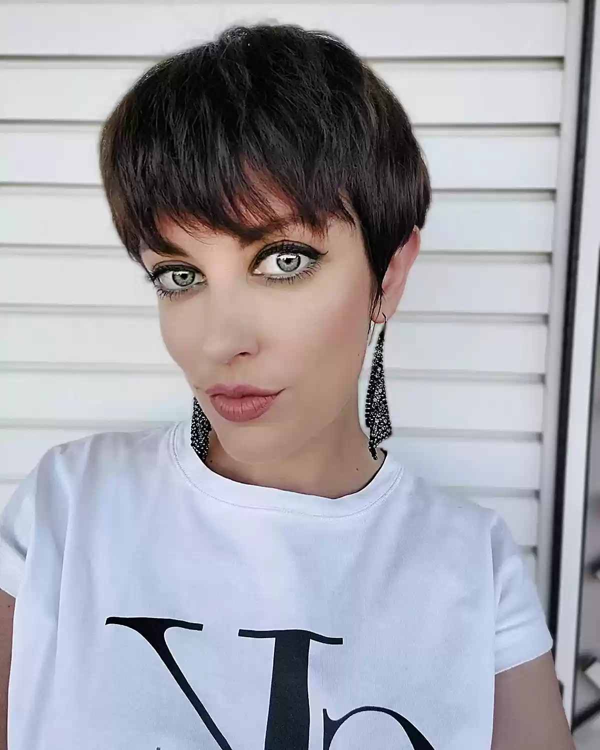 25 Trending 90s Pixie Cuts: Styles for Every Face Shape