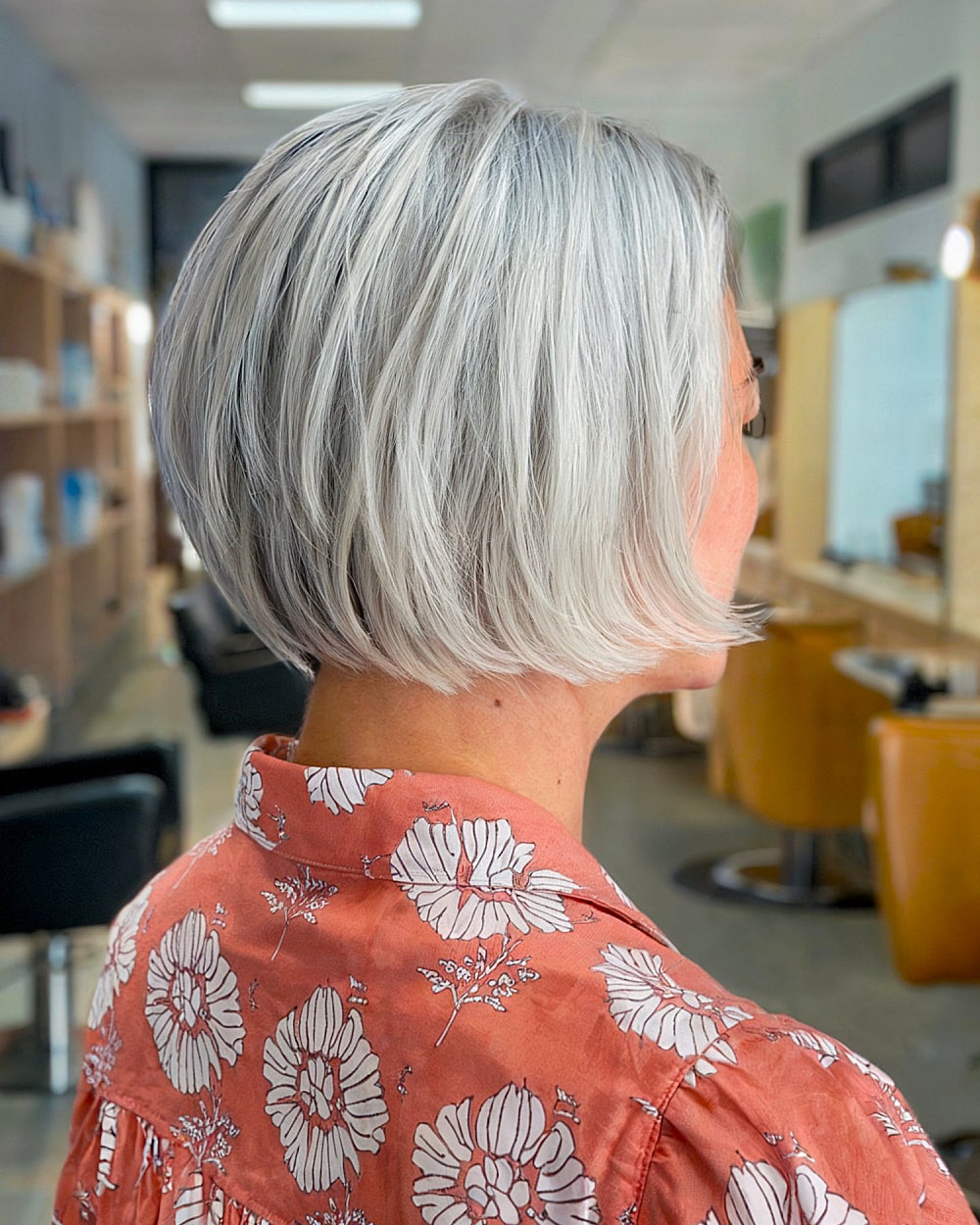 Bubble Bob Haircut: 26 Styling Tips & Expert Guide