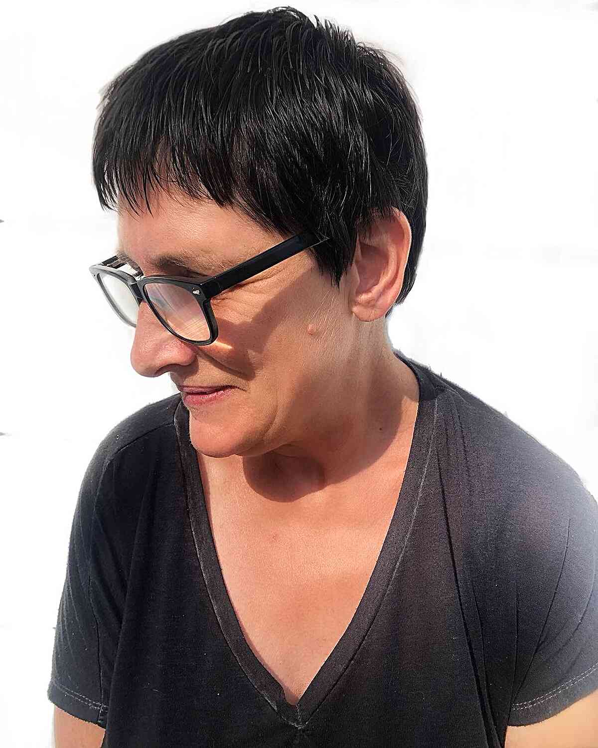 Pixie Cuts for Women Over 50 with Glasses: 50+ Stylish Ideas