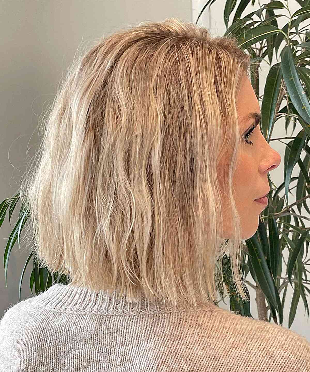 Italian Bob Haircuts: 51 Stunning Examples & Styling Tips
