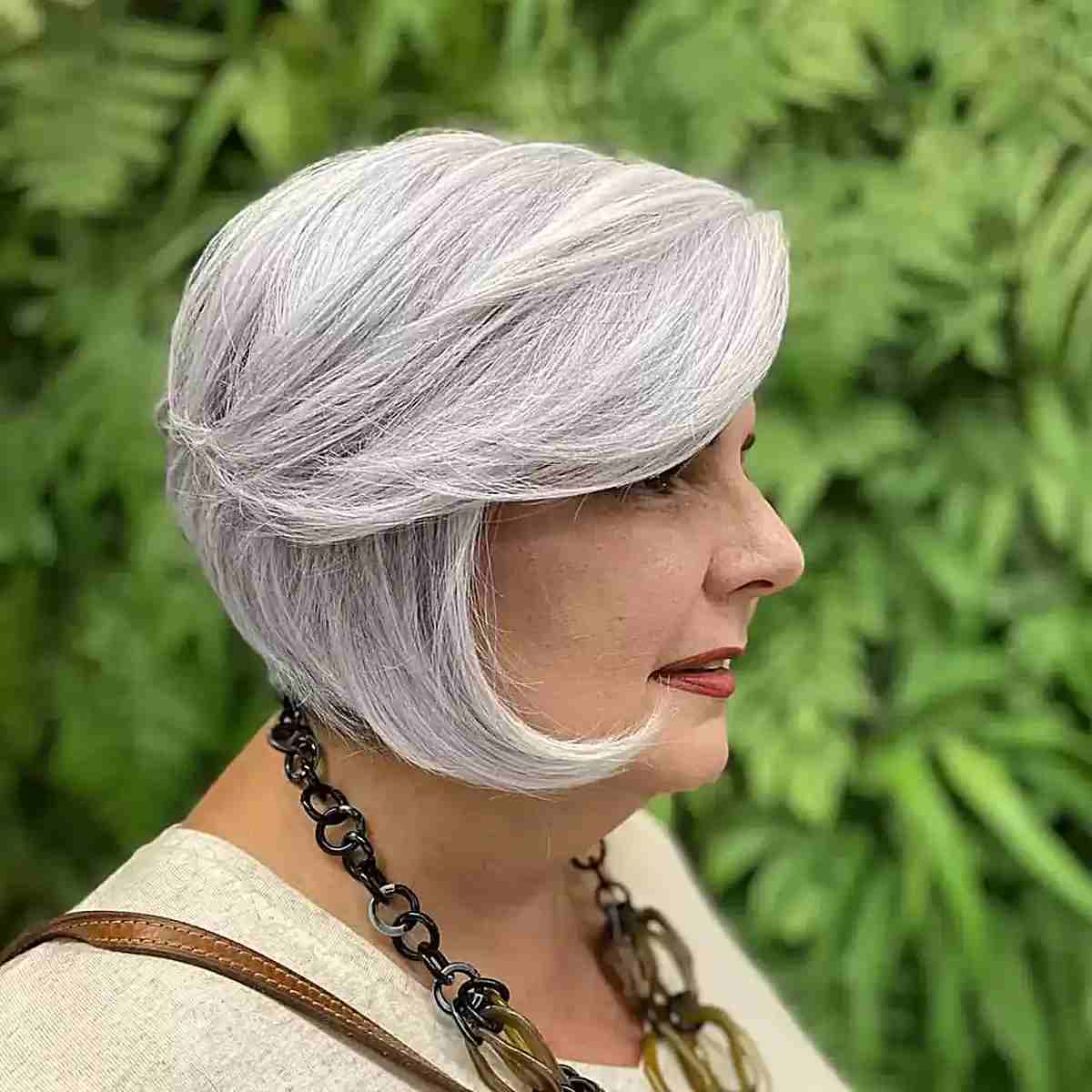 Best Chin-Length Hairstyles for Women Over 60: Stylish & Easy to Manage