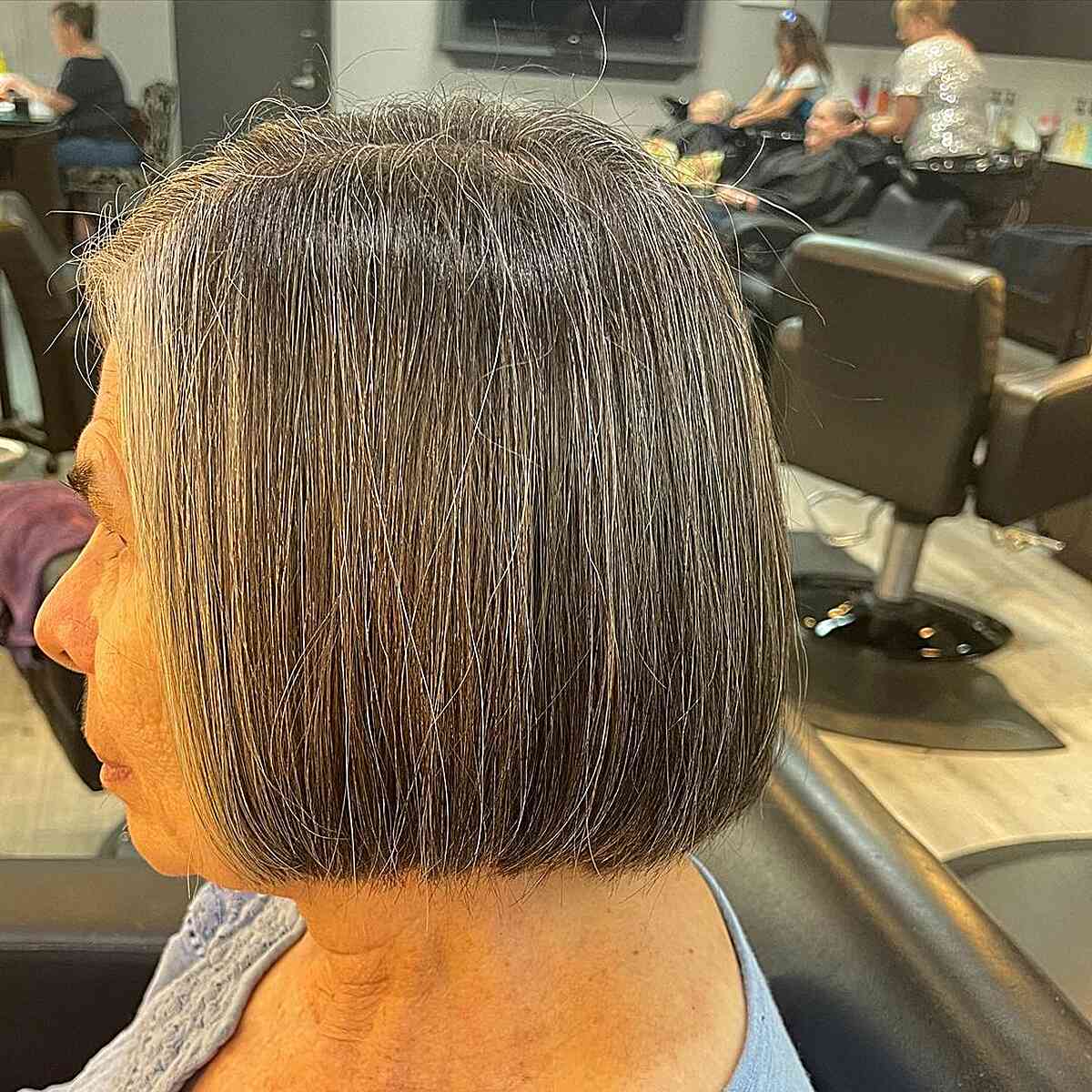 Best Chin-Length Hairstyles for Women Over 60: Stylish & Easy to Manage