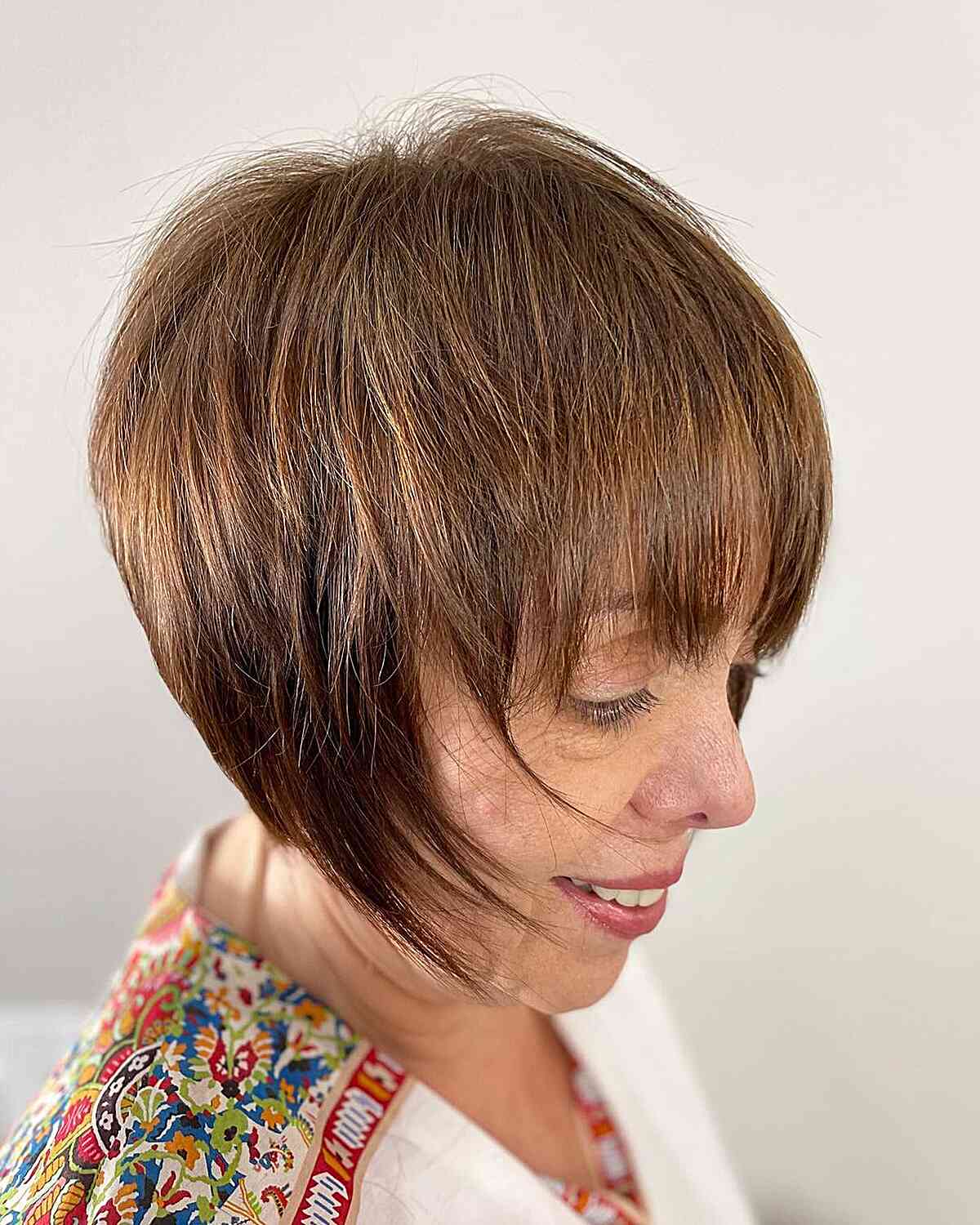 Best Chin-Length Hairstyles for Women Over 60: Stylish & Easy to Manage