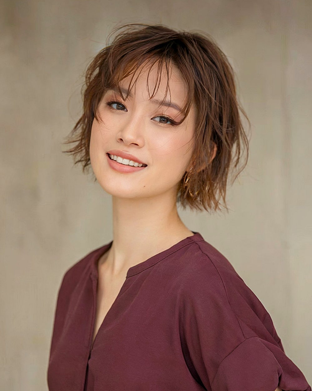 Short Blunt Bob & Sharp Bob Haircuts: Styles & Maintenance