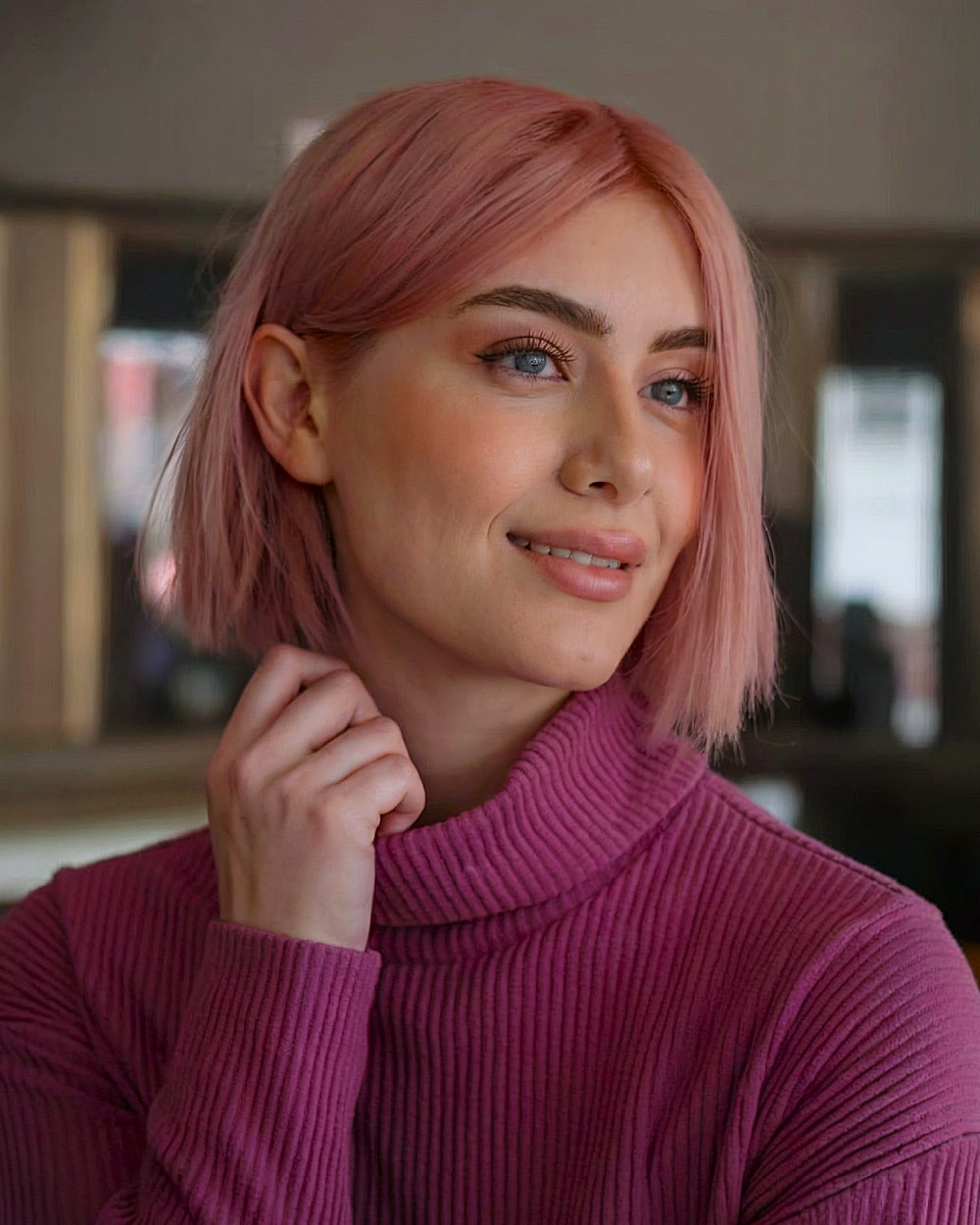 Short Blunt Bob & Sharp Bob Haircuts: Styles & Maintenance