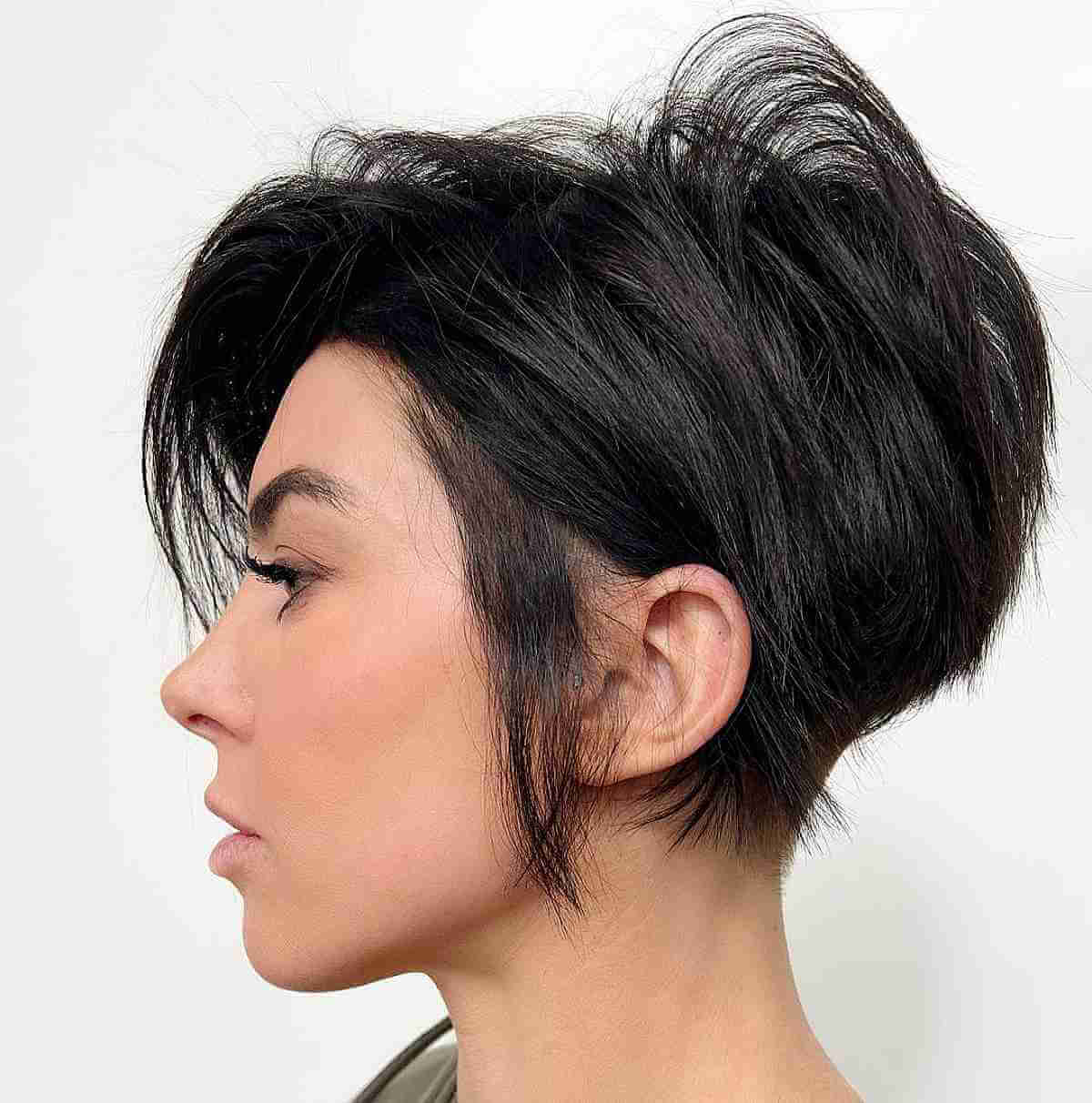 Bixie Haircut: Styles, Tips & Trends for 2024