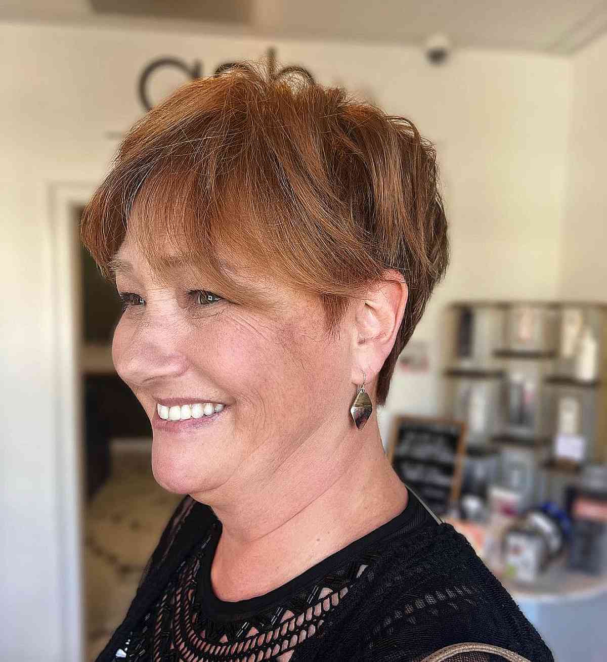 Bixie Haircut: Styles, Tips & Trends for 2024