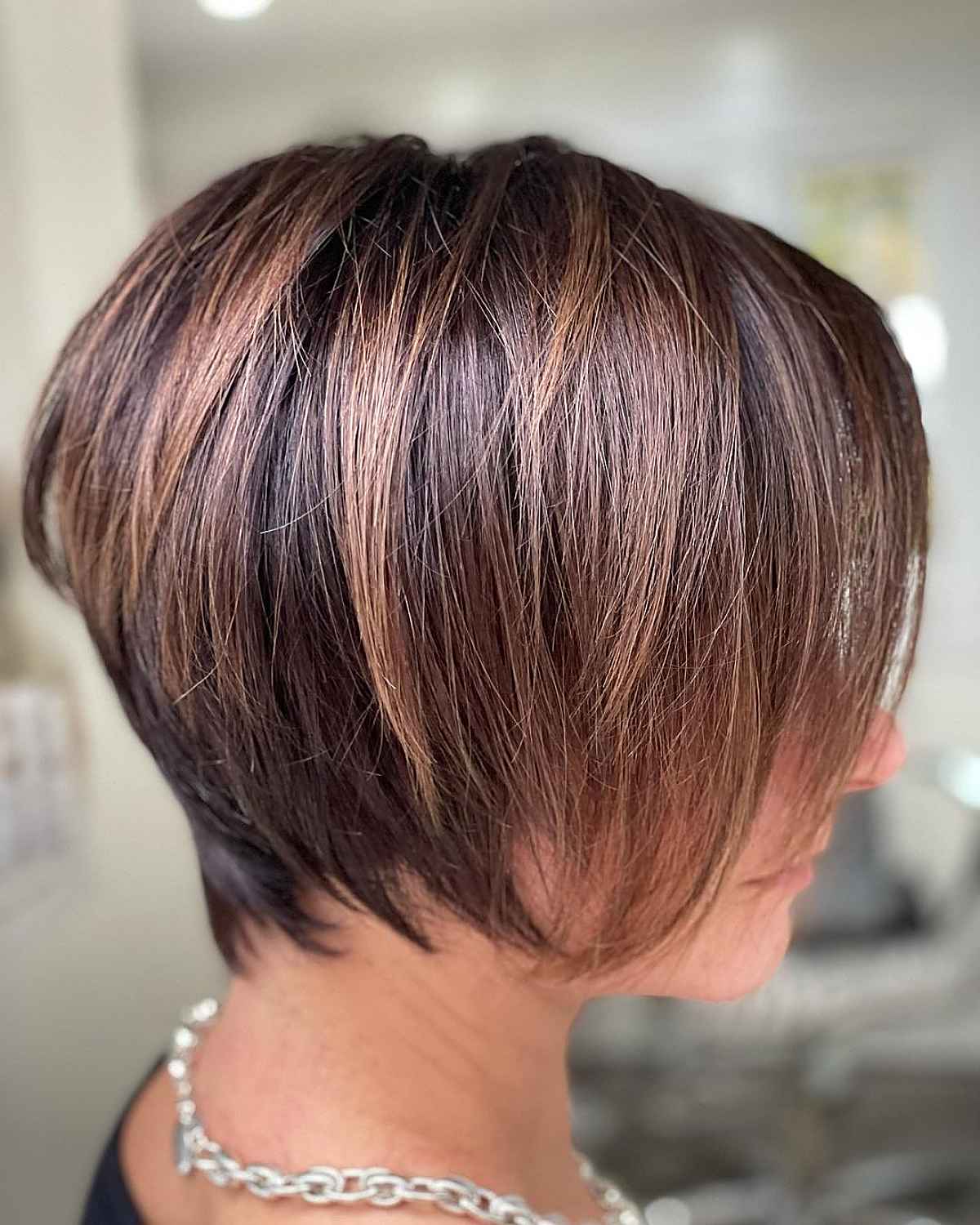 Bixie Haircut: Styles, Tips & Trends for 2024