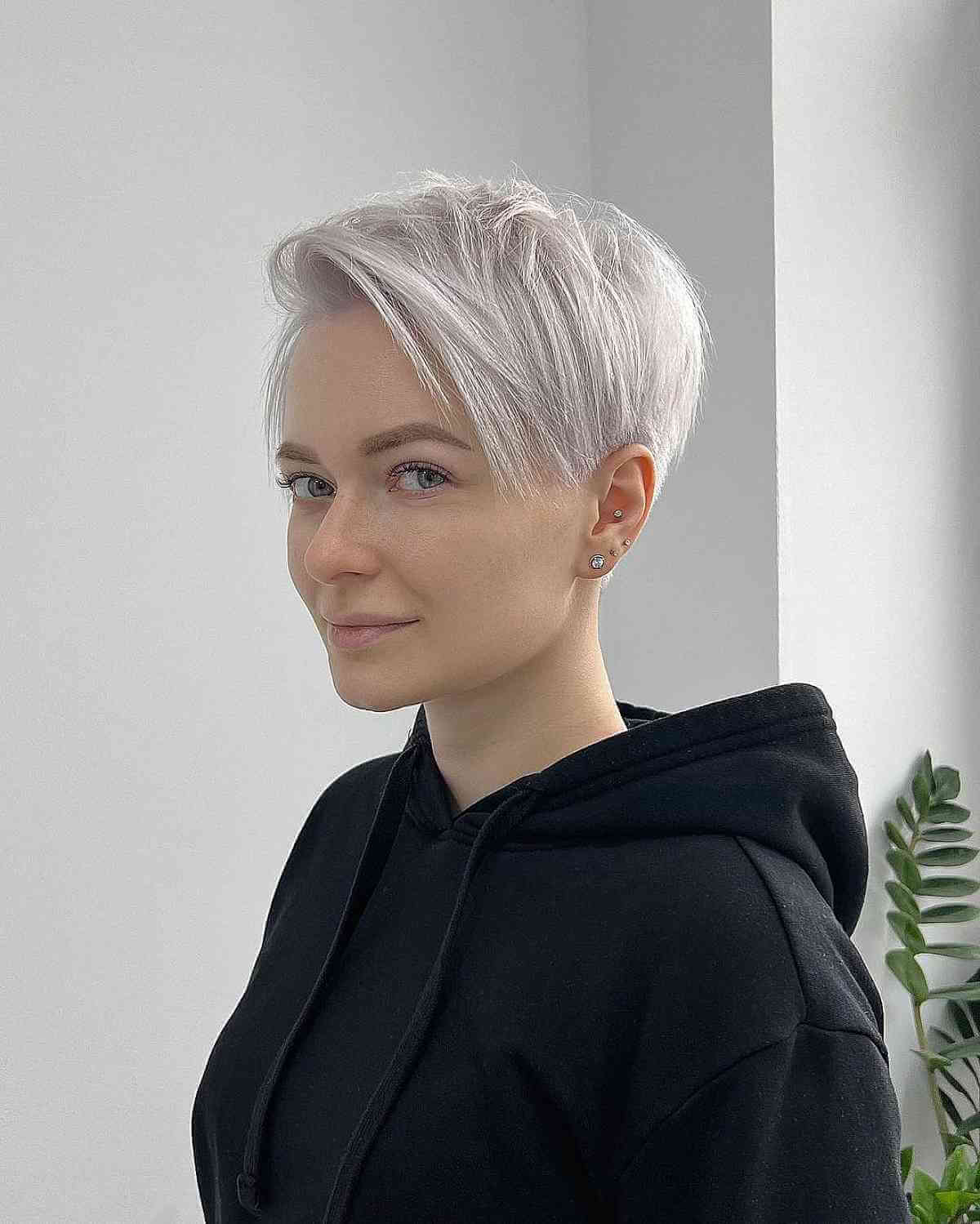 Platinum Pixie Cuts: 25 Stunning Styles & How to Choose