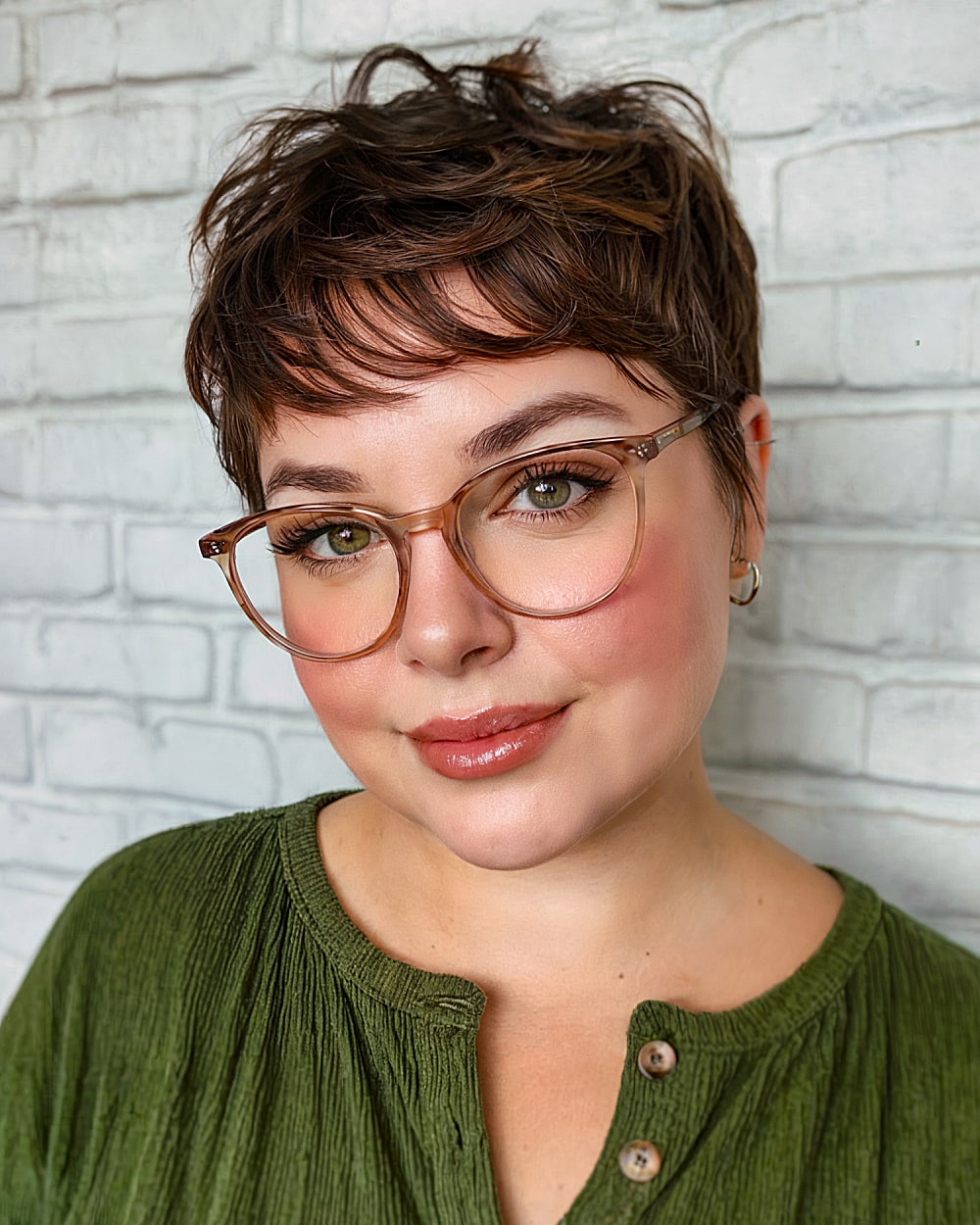 Best Pixie Haircuts for Plus-Size Women: 2026 Style Guide