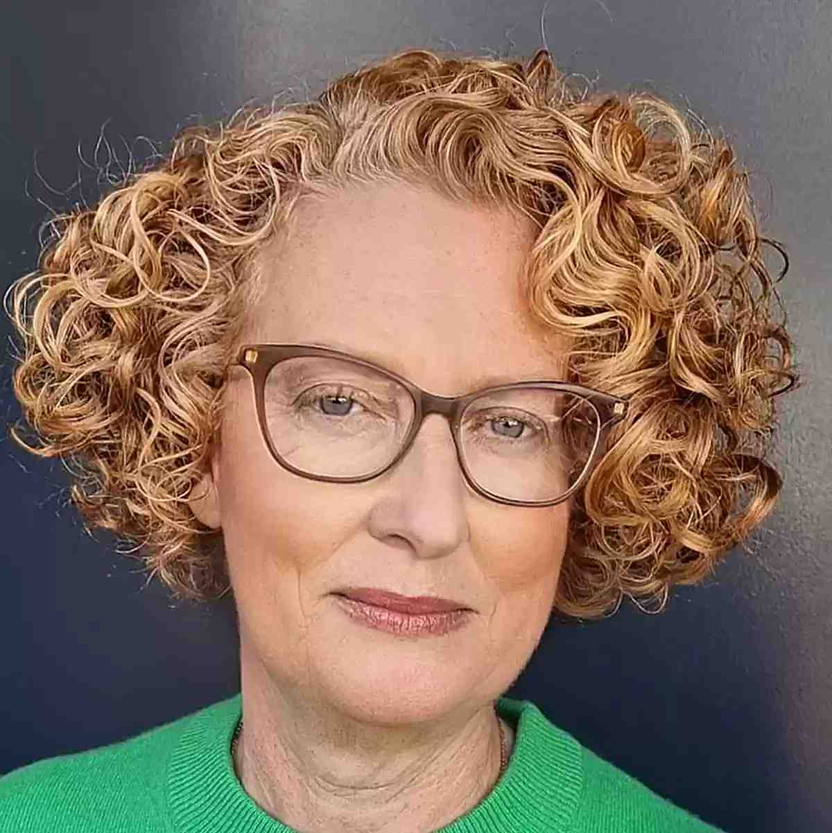 Short Curly Hairstyles for Mature Women: Expert Advice & Styles