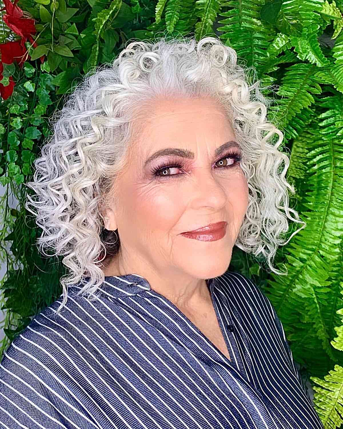 Short Curly Hairstyles for Mature Women: Expert Advice & Styles