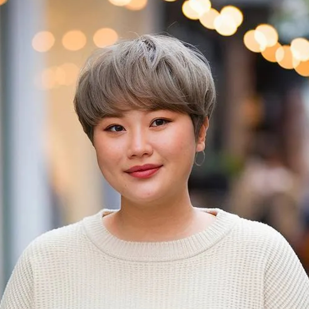 Best Short Haircuts for Full Faces: Slimming Styles & Expert Tips