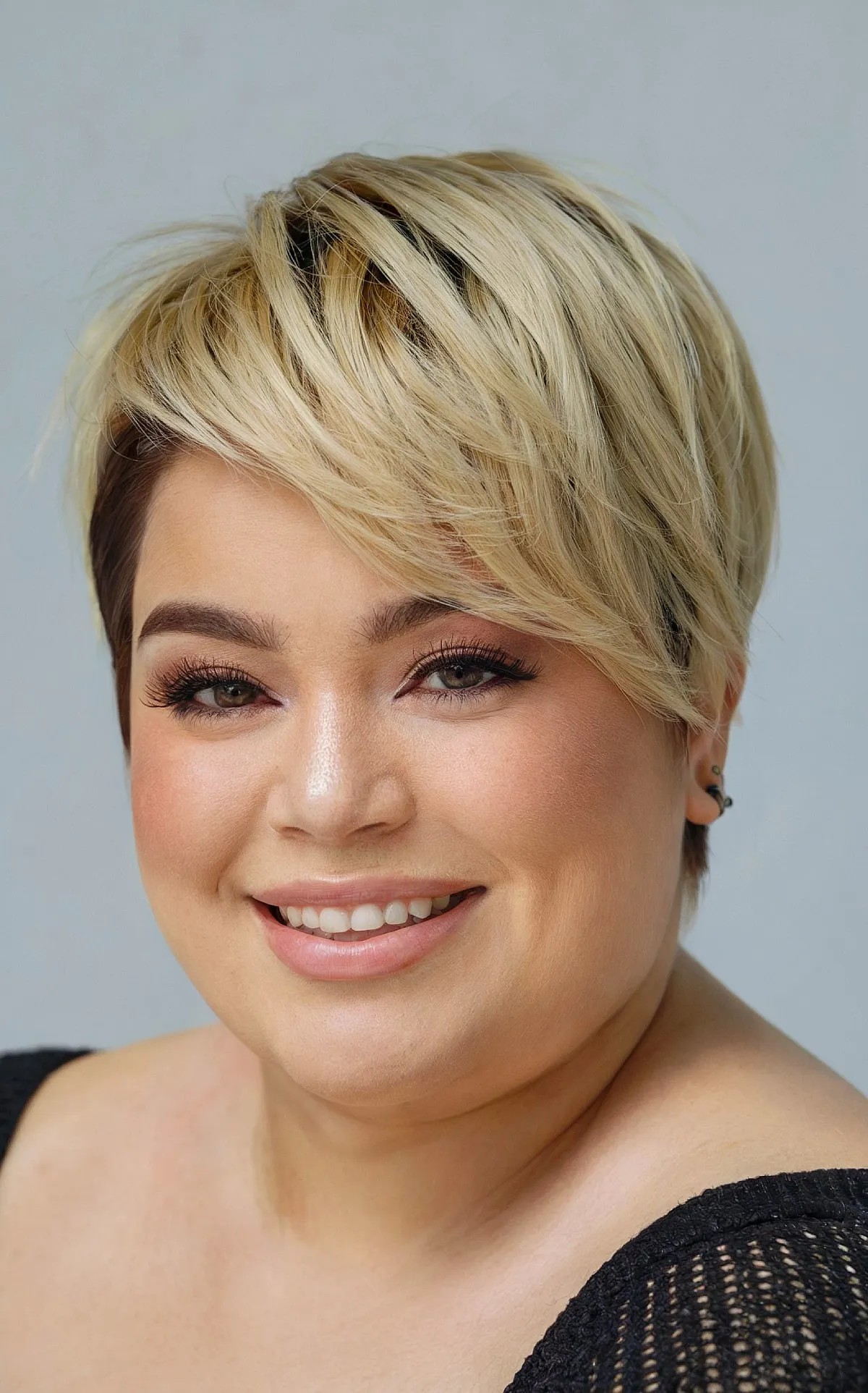 Best Short Haircuts for Full Faces: Slimming Styles & Expert Tips