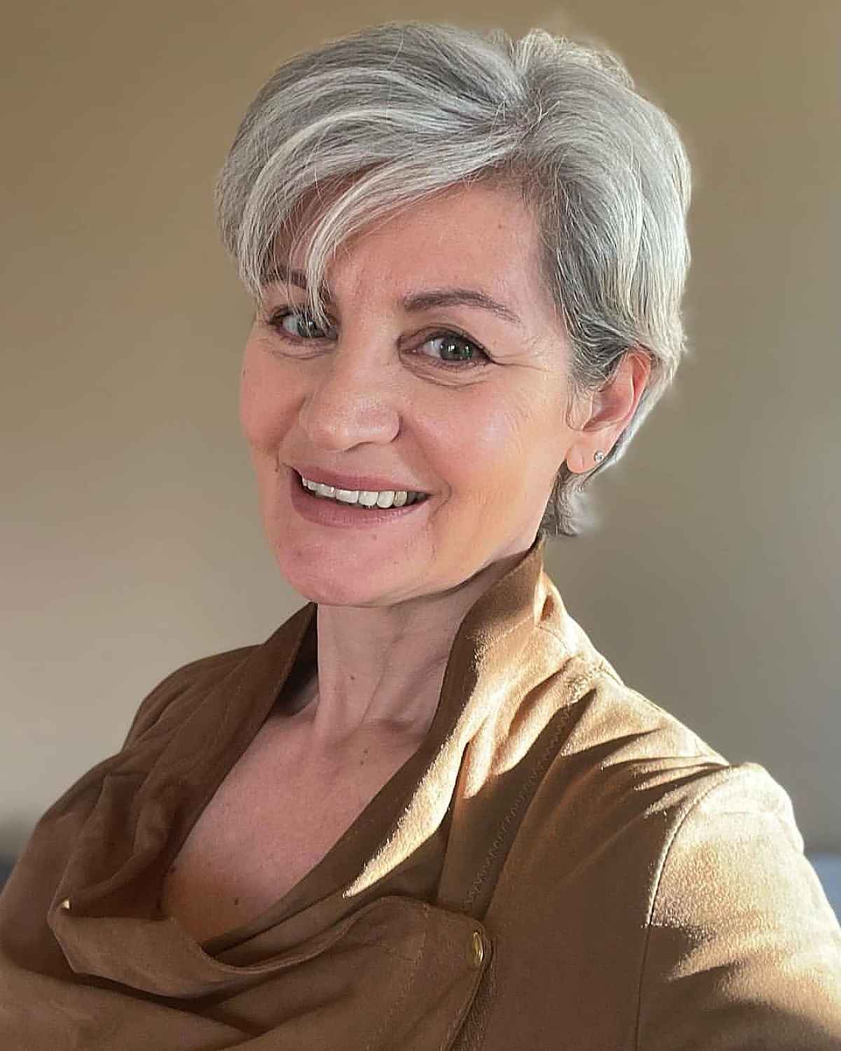 Long Pixie Cuts with Bangs: Styles & Styling Tips | [Your Brand Name]