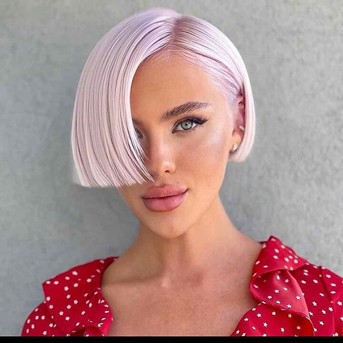 29 Stylish Ear-Length Bob Haircuts for Women - 2024 Trends