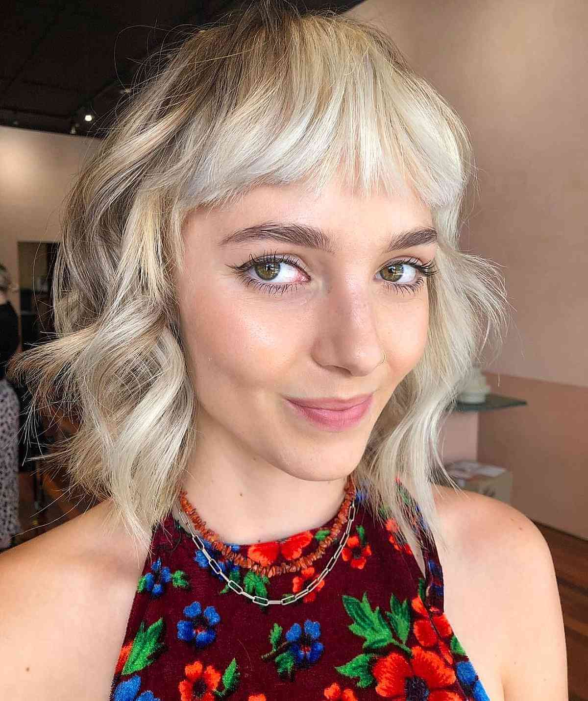 Short Shag Haircuts with Bangs: Styles & Low-Maintenance Tips