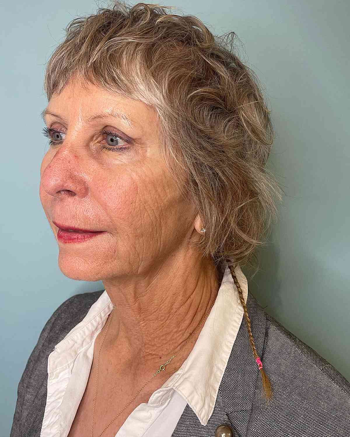 Short Shag Haircuts with Bangs: Styles & Low-Maintenance Tips