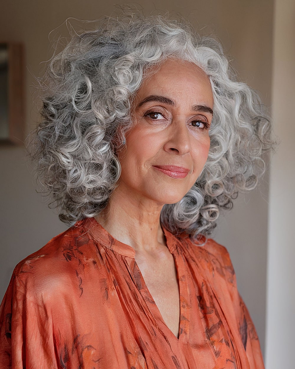 Best Short Curly Hairstyles for Gray Hair Over 50 in 2026