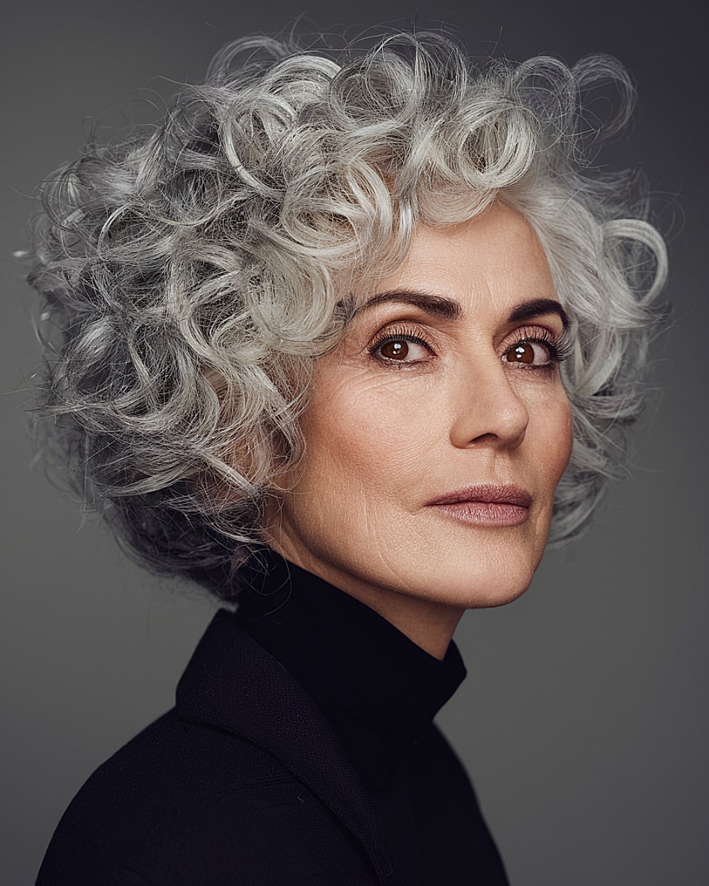 Best Short Curly Hairstyles for Gray Hair Over 50 in 2026